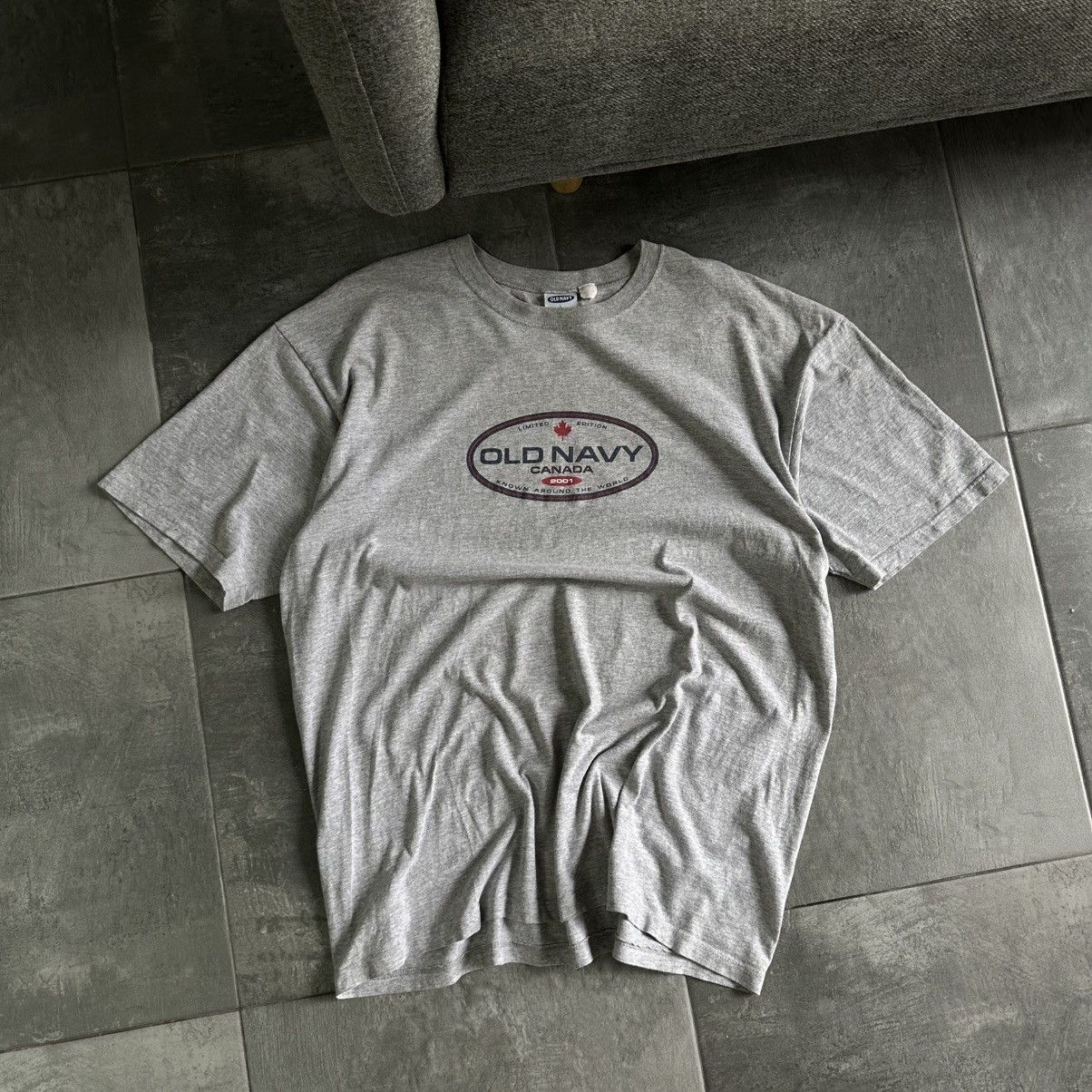 Old Navy × Vintage Vintage Old Navy T-shirts Big Logo Canada 2001 Limited Size US L / EU 52-54 / 3 - 3 Thumbnail