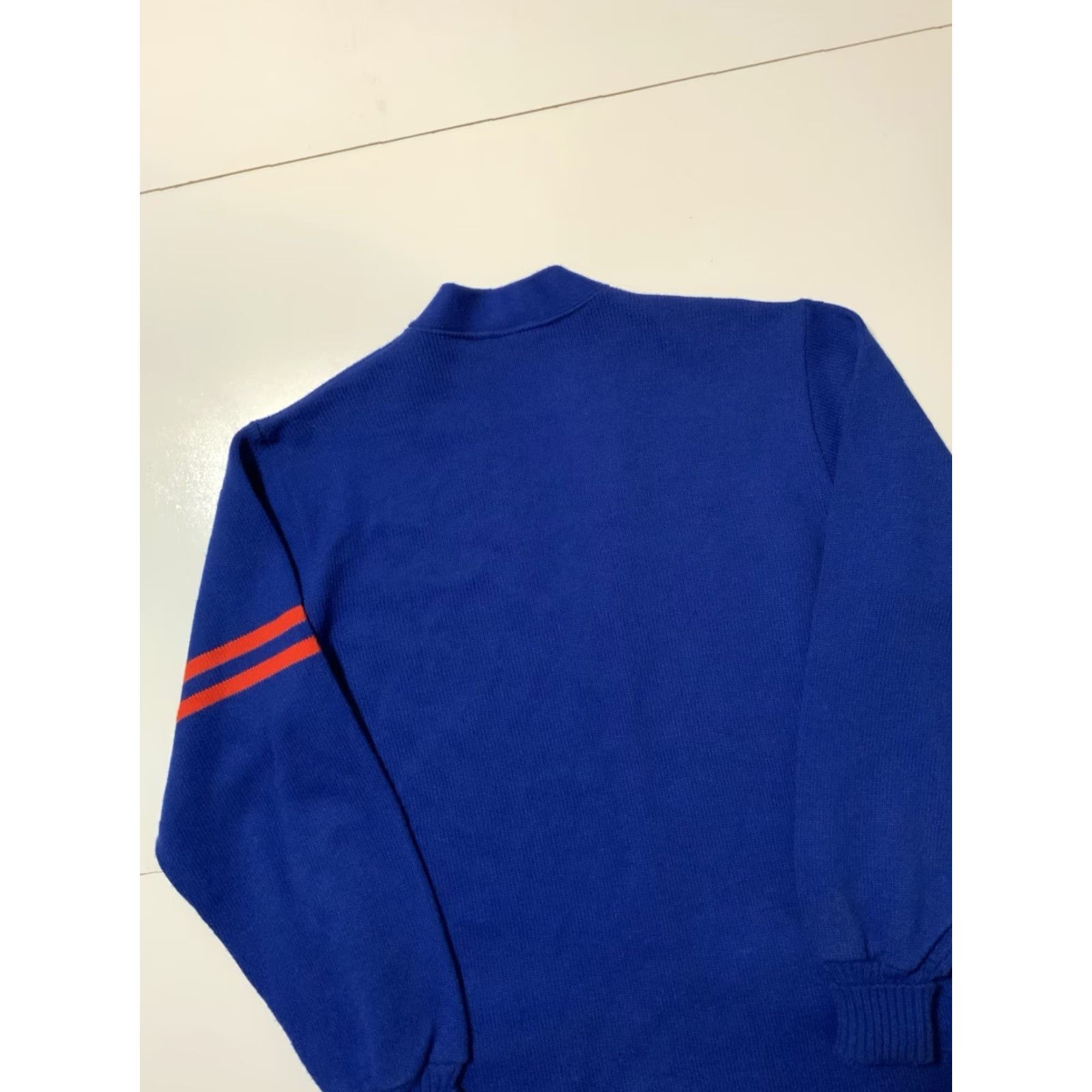 Vintage VINTAGE Hatchers MFG Blue Red Stripe Varsity Cardigan Sweater Sz.44 Knit 60s 70s Mens Womens? Size US XXL / EU 58 / 5 - 4 Thumbnail
