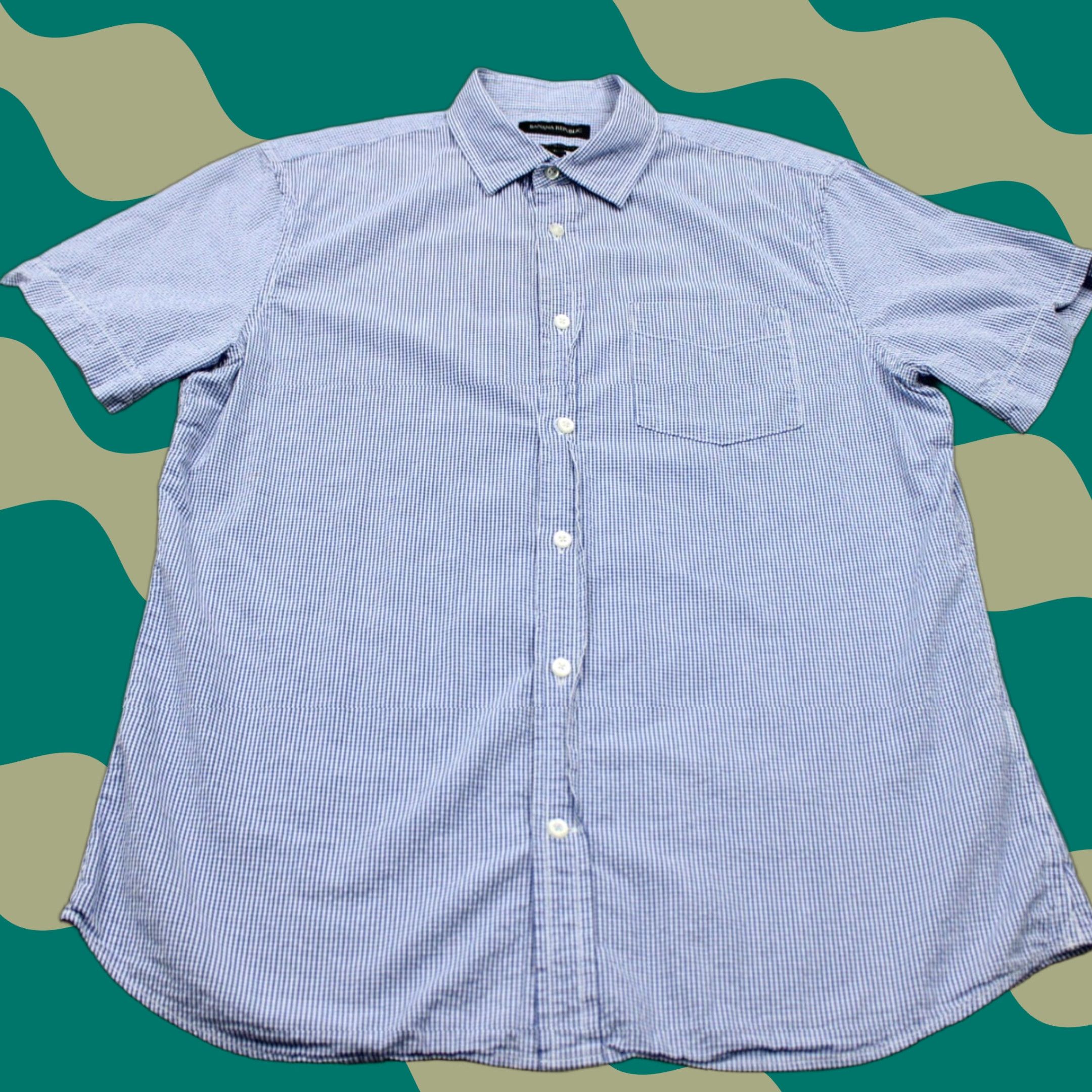 Banana Republic Banana Republic Shirt Men L Blue/White Checkered Textured S/S Slim Fit Button-Up, Casual, Workwear, Boys? No, Mens, Blue Size US L / EU 52-54 / 3 - 1 Thumbnail