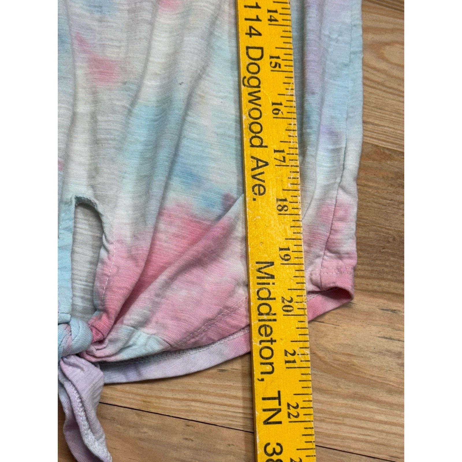 Old Navy Old Navy Girl’s Short Sleeve Tie Dye One In A Melon T-shirt Size M / US 6-8 / IT 42-44 - 6 Thumbnail