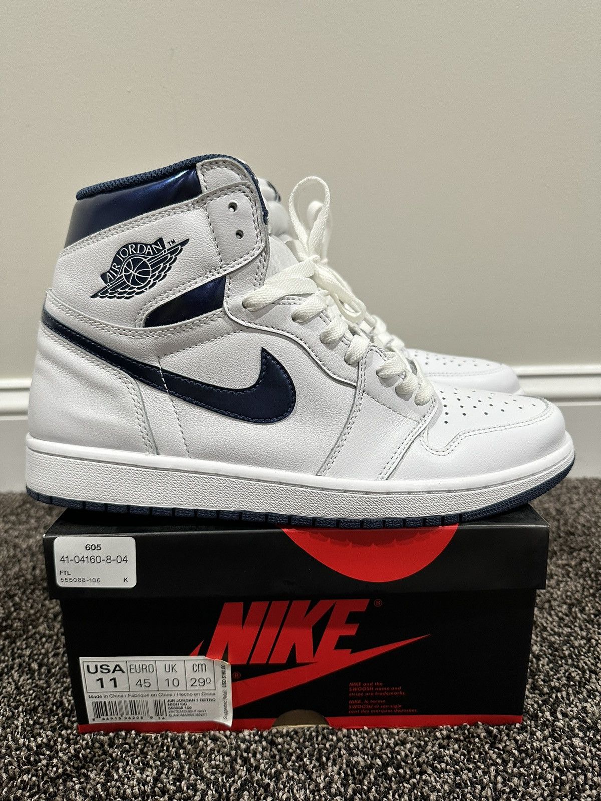 Jordan Brand × Nike Air Jordan Retro 1 High OG Metallic Navy White Sneakers Size US 11 / EU 44 - 2 Thumbnail