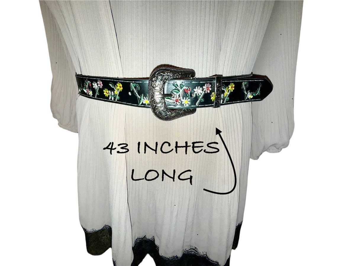 Other Beautiful Black leather belt with colorful floral embroidery Size ONE SIZE - 1 Thumbnail