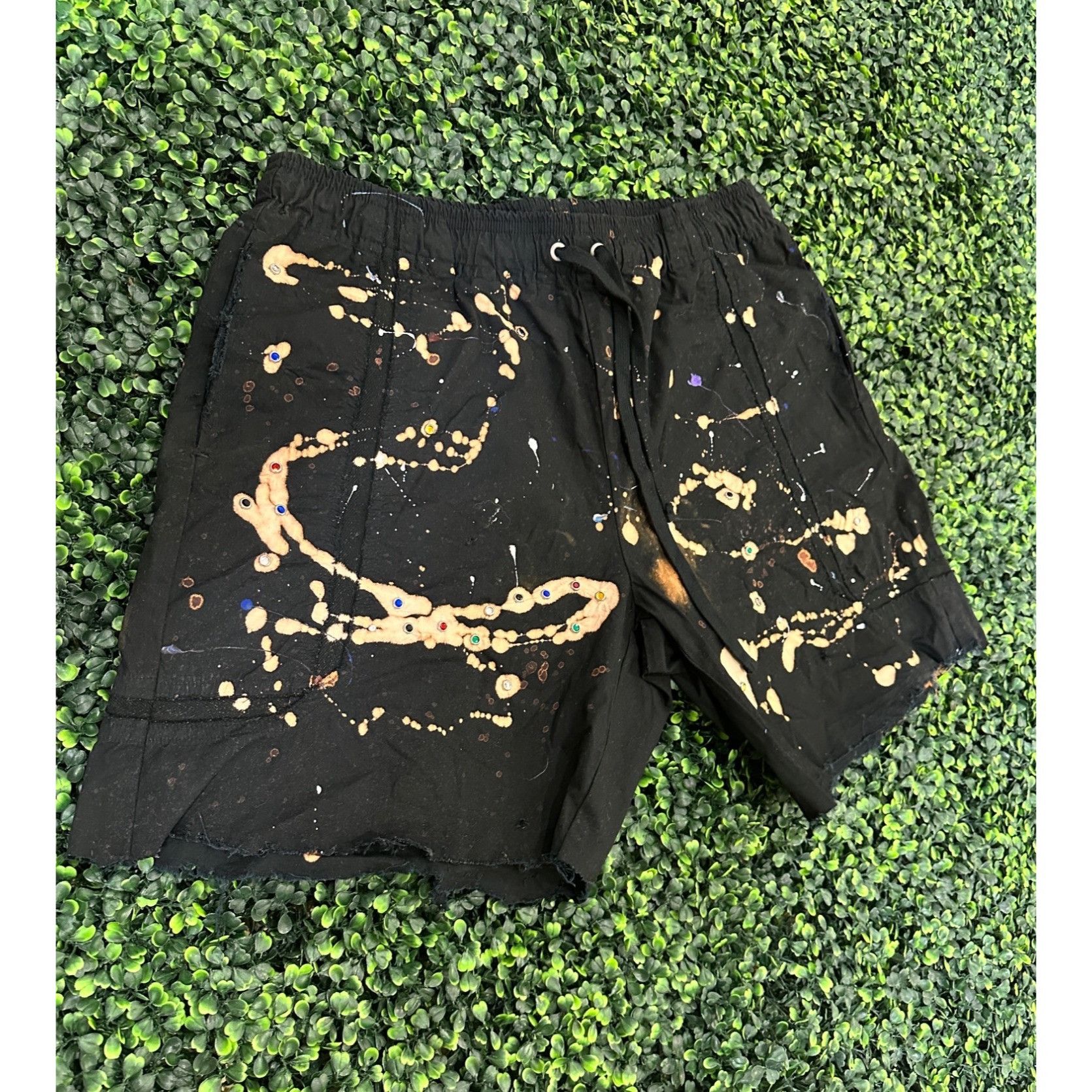 Handmade × John Elliott DRO Lab Custom 1/1 ART x John Elliott Distressed Shorts Size US 34 / EU 50 - 2 Thumbnail