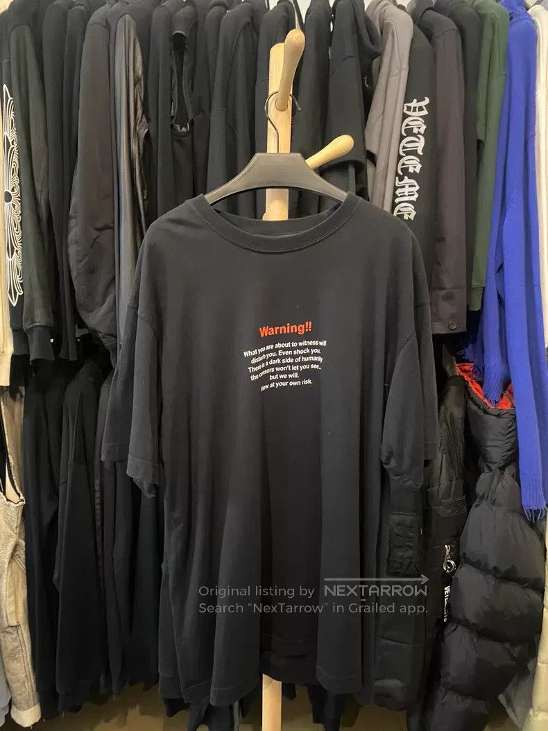 Vetements VETEMENTS Short Sleeve Size US L / EU 52-54 / 3 - 1 Thumbnail