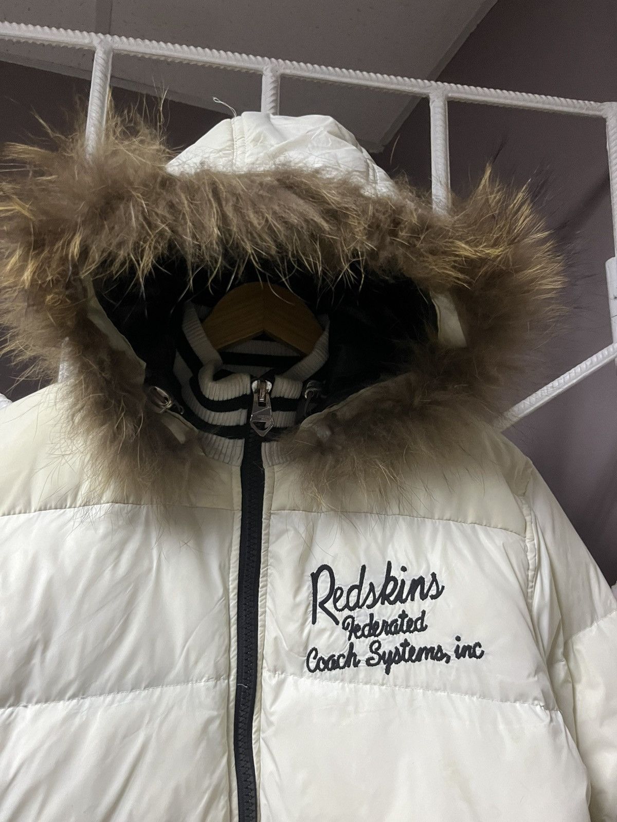 NFL Vintage Redskins Down Puffer Jacket with Fur Size US M / EU 48-50 / 2 - 2 Thumbnail