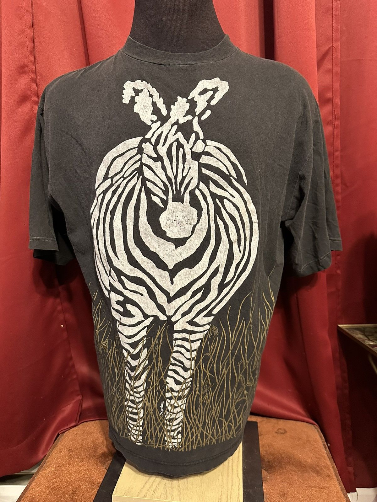 Vintage Vintage Zebra Animal Tshirt 90’s All Over Print Nature Grail Size US XL / EU 56 / 4 - 1 Thumbnail