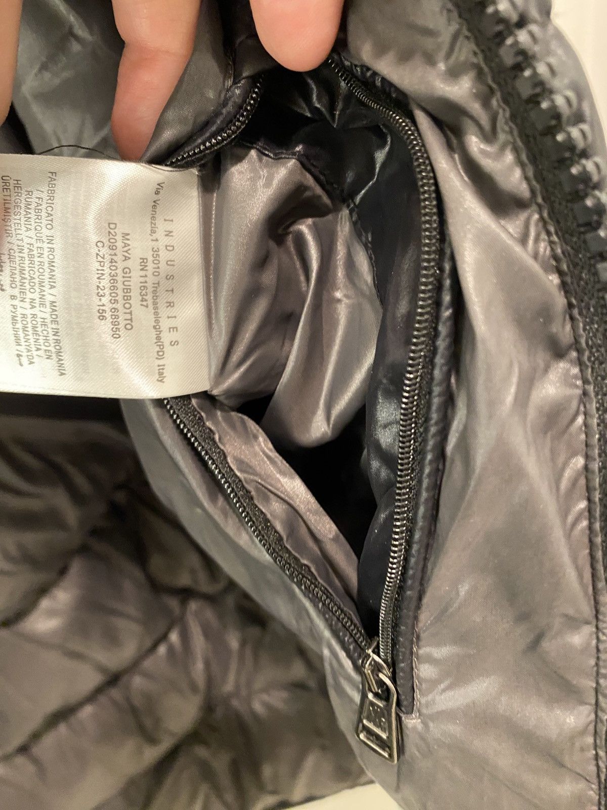 Moncler Moncler Maya Giubutto Size 4 XL Size US XL / EU 56 / 4 - 18 Thumbnail