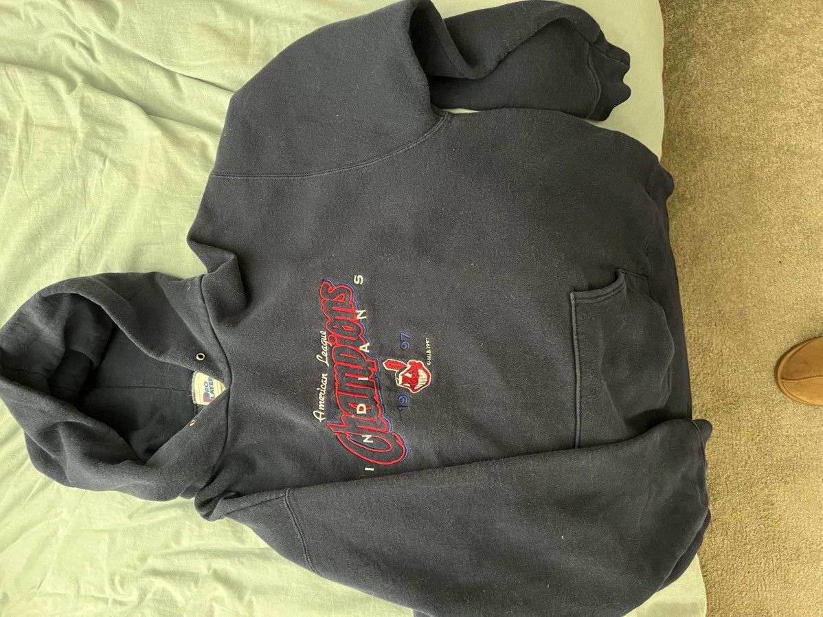 Vintage 1997 Vintage Cleveland Indians Hoodie Size US XL / EU 56 / 4 - 1 Thumbnail