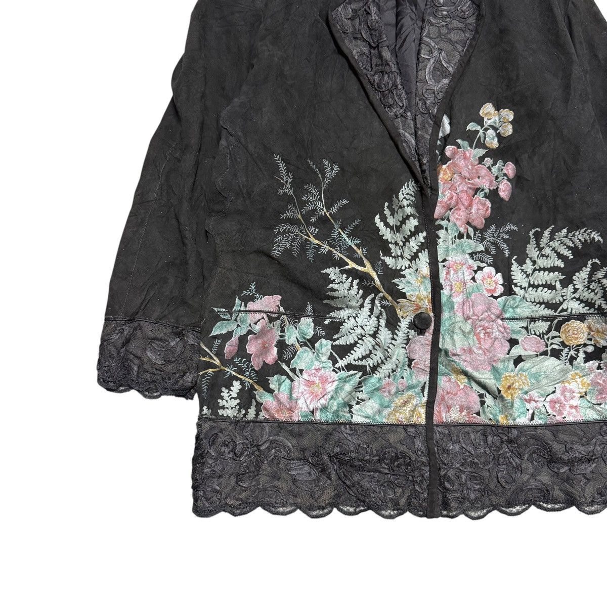 Roberto Cavalli Vtg 70s Roberto Cavalli Flower Design Suede Leather Jacket Size S / US 4 / IT 40 - 2 Thumbnail