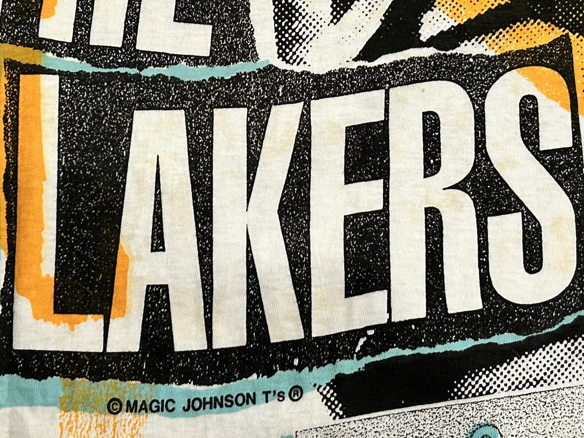 NBA × Vintage *RARE* Vintage L.A Lakers Magic Johnson AOP (Single Stitch) Size US XL / EU 56 / 4 - 7 Thumbnail