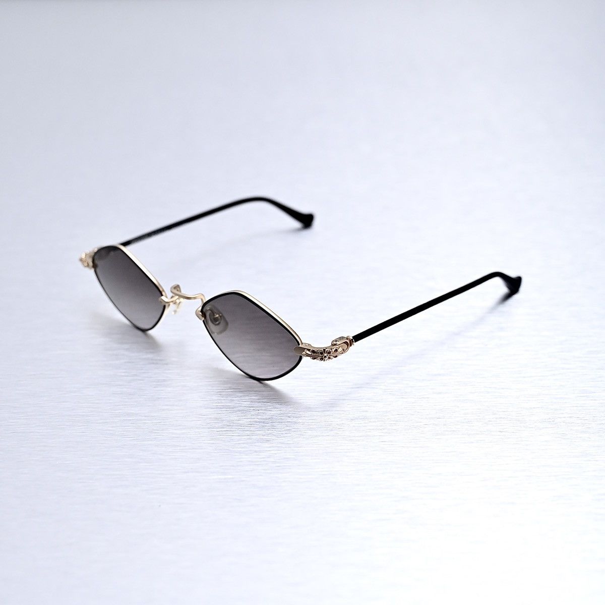 Chrome Hearts CHROME HEARTS DIAMOND DOG SUNGLASSES Size ONE SIZE - 1 Thumbnail