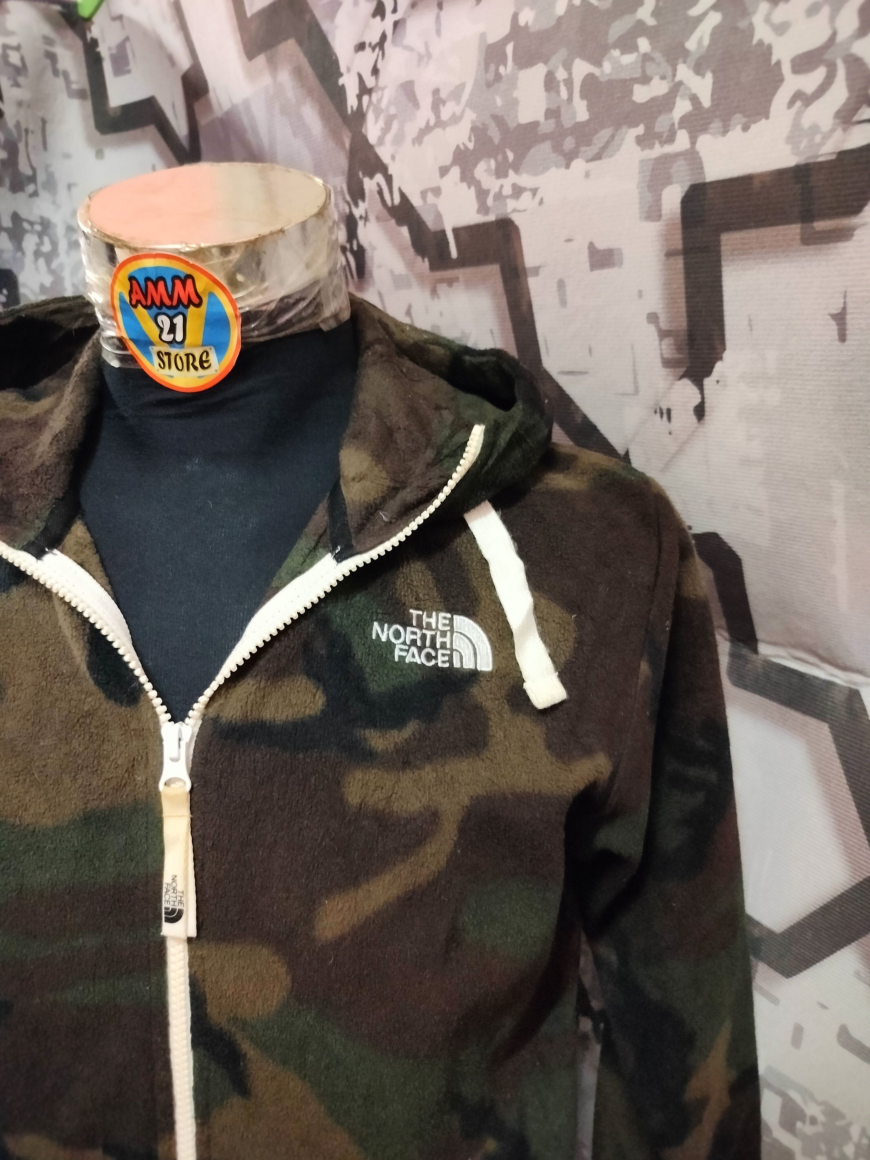 The North Face THE NORTH FACE ZIPPER CAMO HOODIE Size US M / EU 48-50 / 2 - 4 Thumbnail