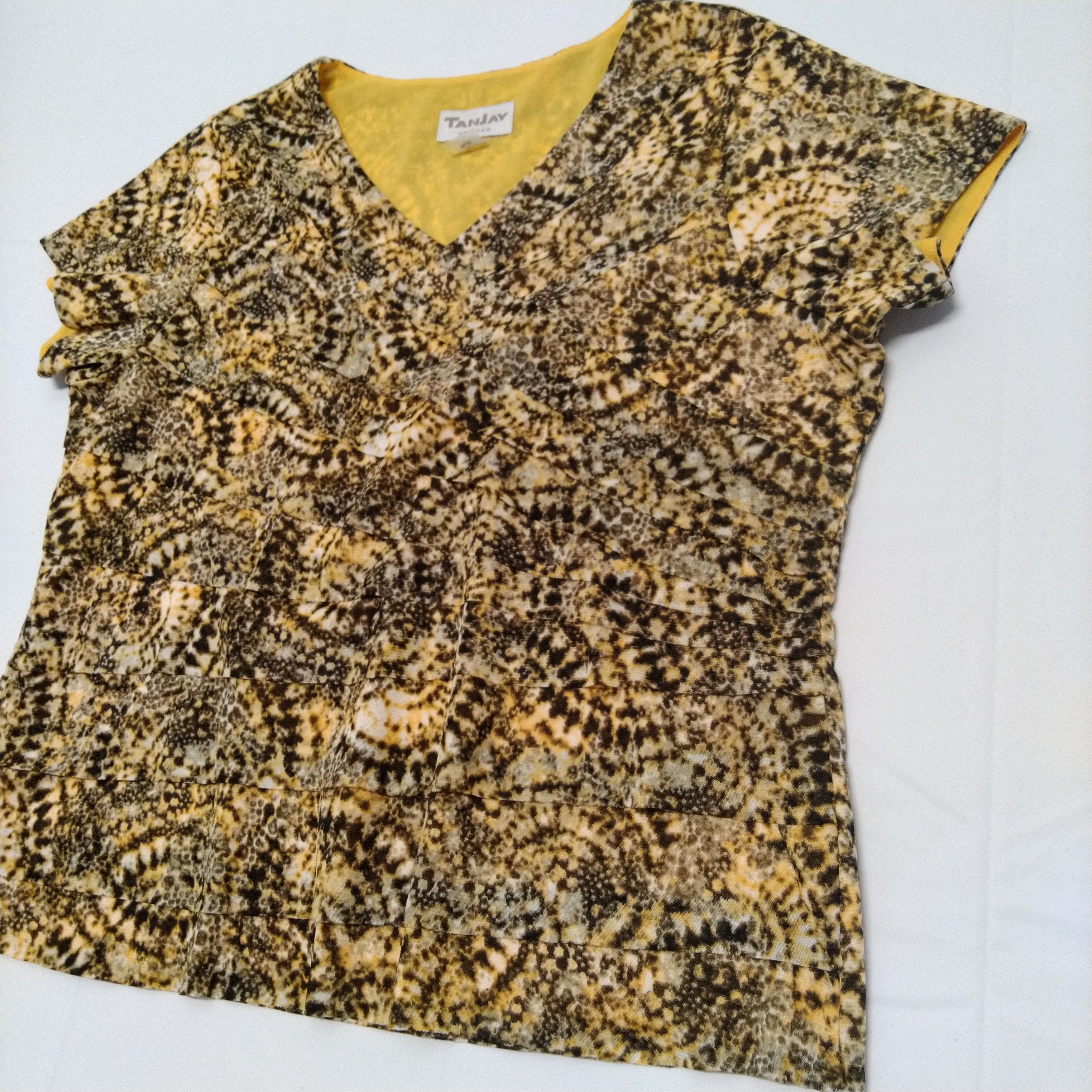 Vintage Tanjay Petites PL Short Sleeve V Neck Summer Top Blouse Size M / US 6-8 / IT 42-44 - 1 Thumbnail