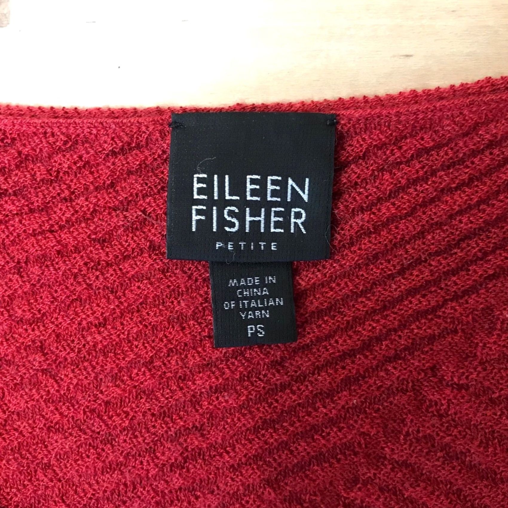 Eileen Fisher VINTAGE? No. Eileen Fisher Red 100% Italian Wool Diagonal Ribbed V-Neck Sweater Petite PS Shirt Women Size S / US 4 / IT 40 - 7 Thumbnail