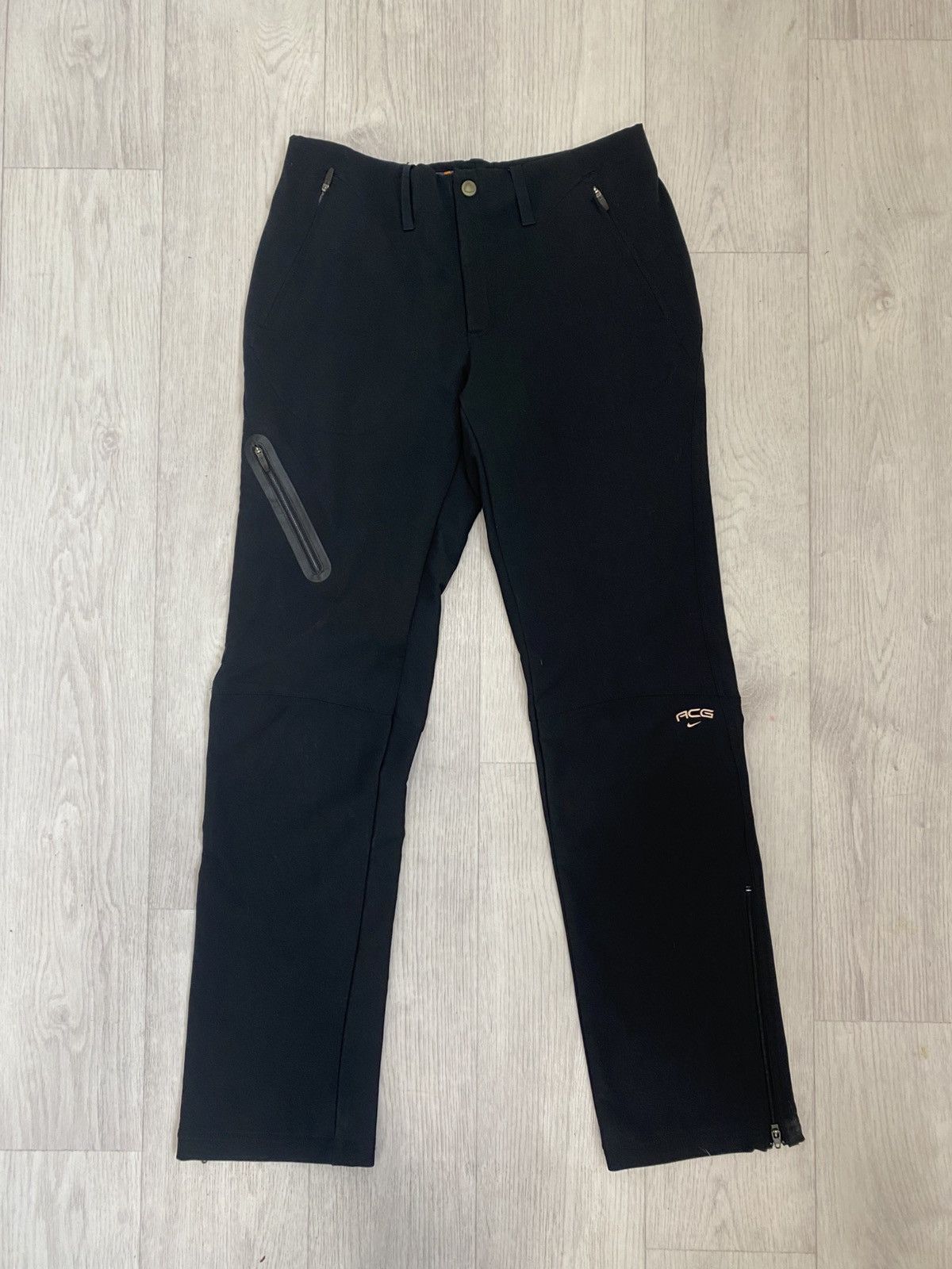 Nike ACG Nike ACG softshell pants womens size UK 8 US 6 Size 28" / US 6 / IT 42 - 2 Thumbnail