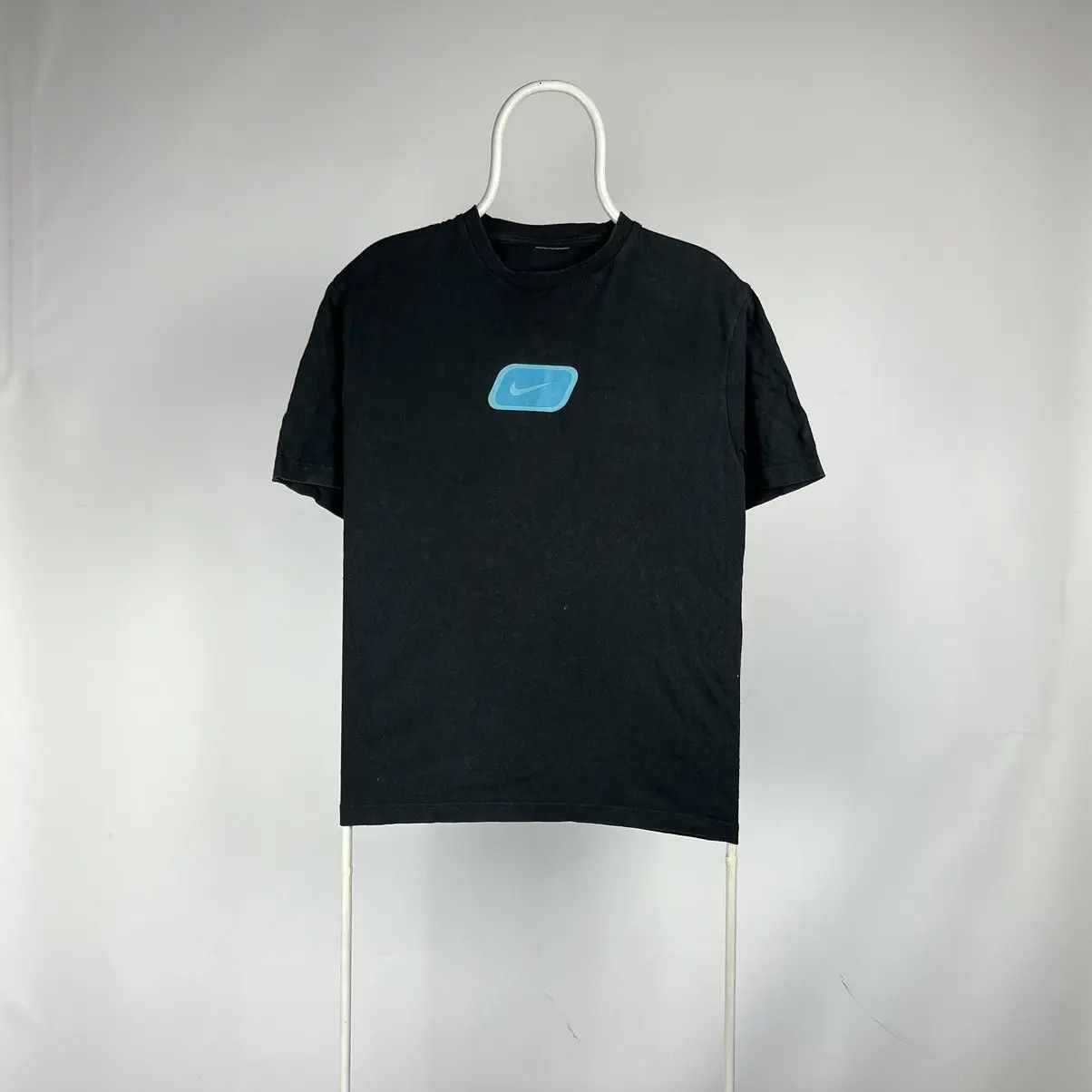 Nike Vintage Nike center logo y2k size Large Size US L / EU 52-54 / 3 - 1 Thumbnail