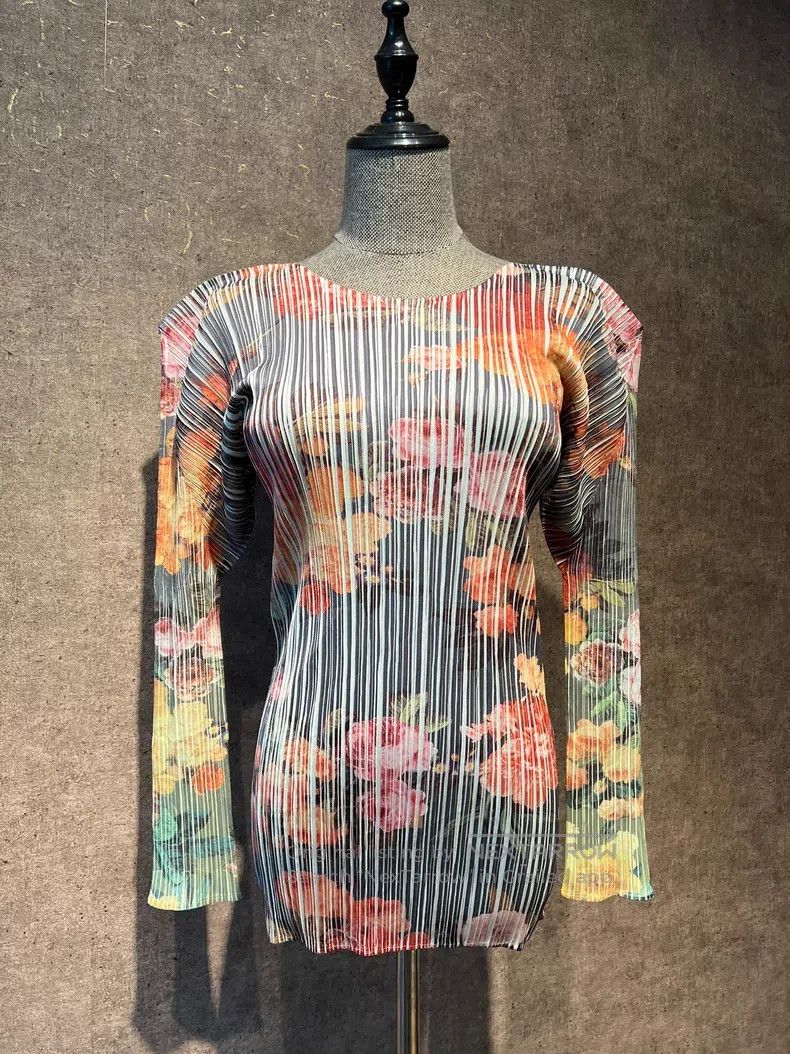 Issey Miyake Issey Miyake Peony Rose Pleated Top Size L / US 10 / IT 46 - 4 Thumbnail