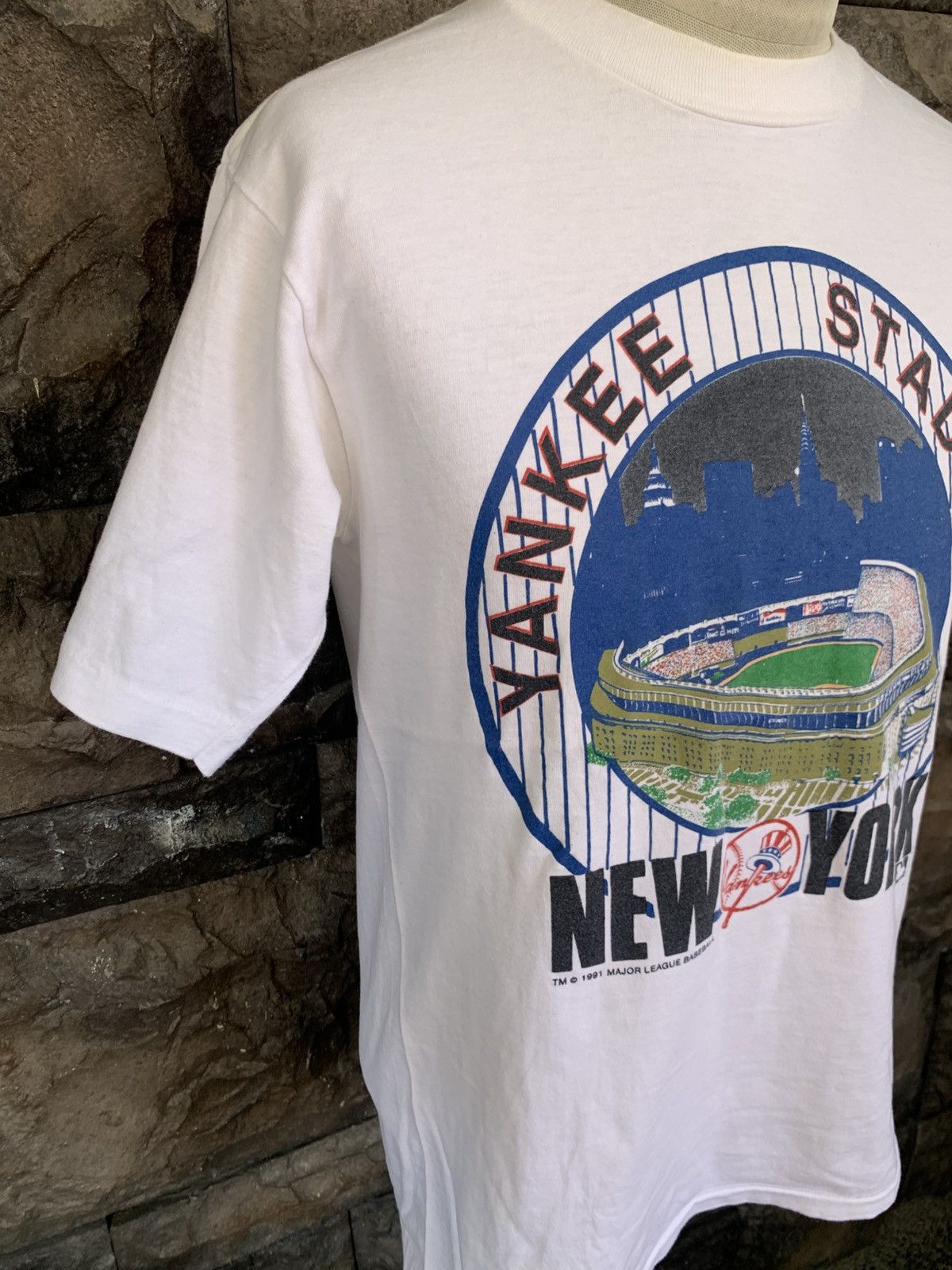 New York Yankees Vintage New York Yankees Stadium MLB Team T shirt Size US L / EU 52-54 / 3 - 6 Thumbnail