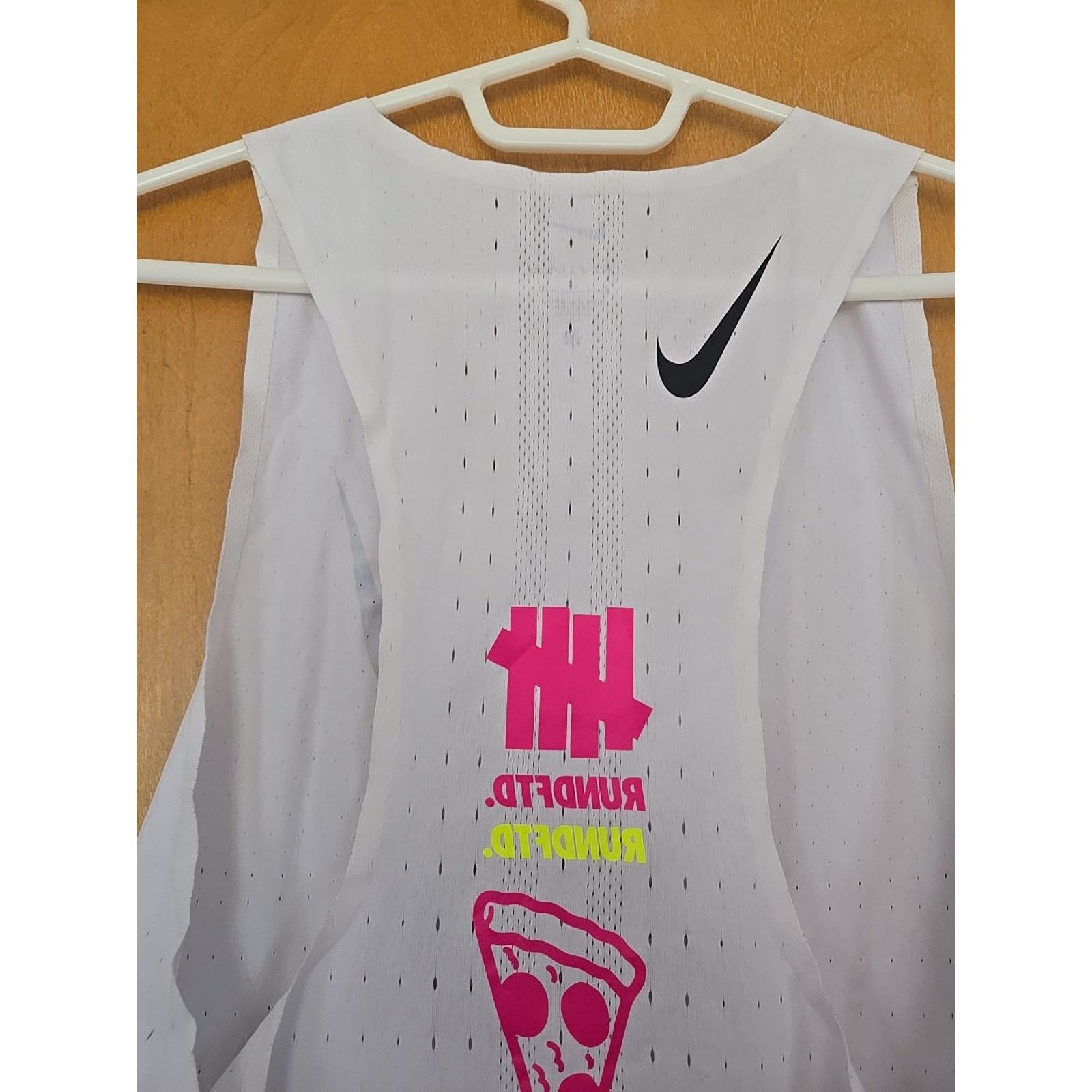 Nike Run Trill Nike Sz XL "Trillionaire Run Club" RUNDFTD TANK Size US XL / EU 56 / 4 - 4 Thumbnail