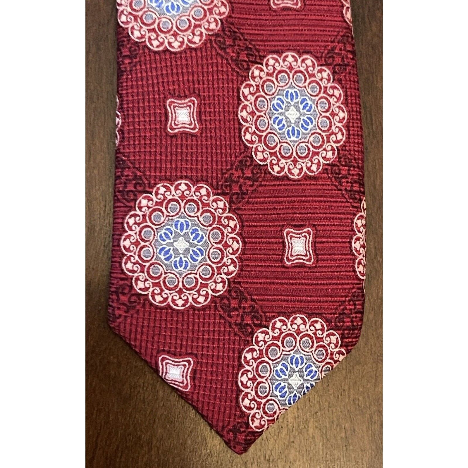 Other Cape Cod Neckwear Red Blue 100% Silk Made In China Size ONE SIZE - 6 Thumbnail