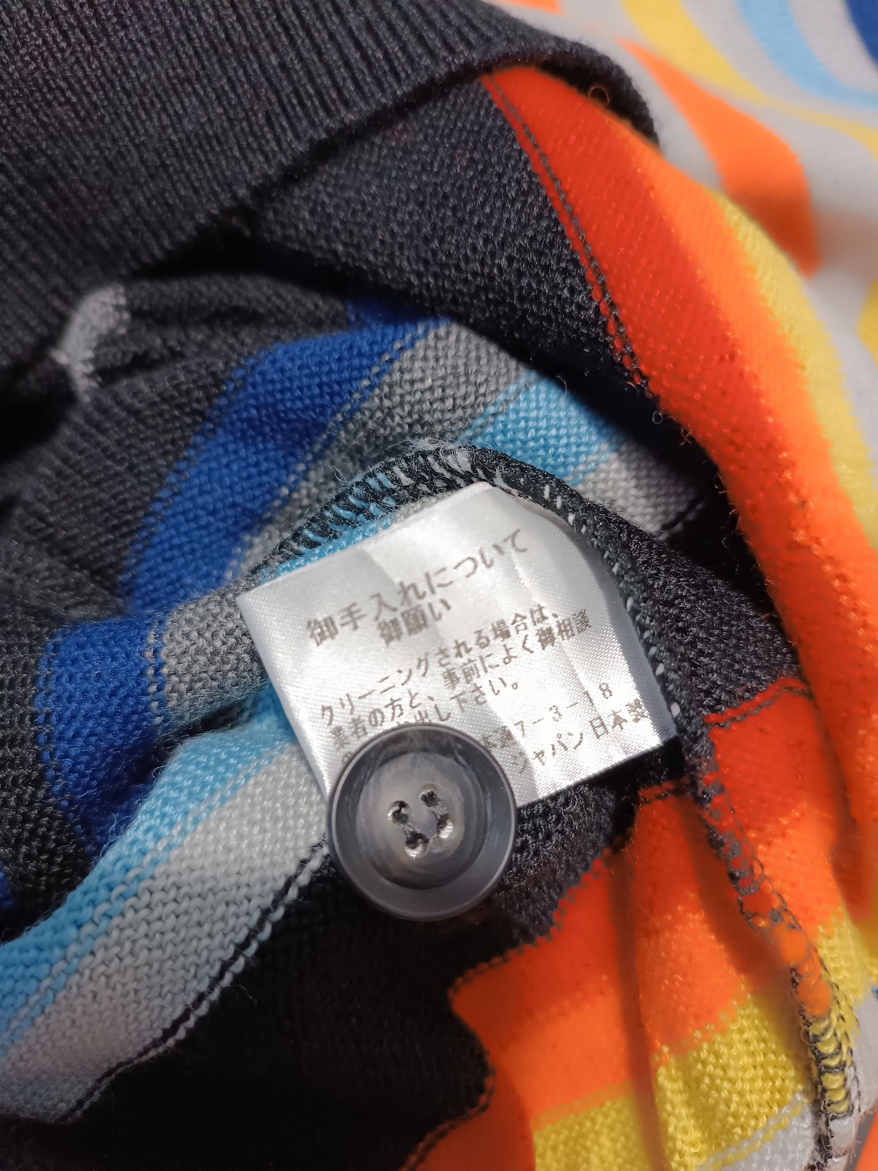Japanese Brand Vintage Pagelo Rainbow Striped V Neck Knit Sweater Golf Size US M / EU 48-50 / 2 - 7 Thumbnail