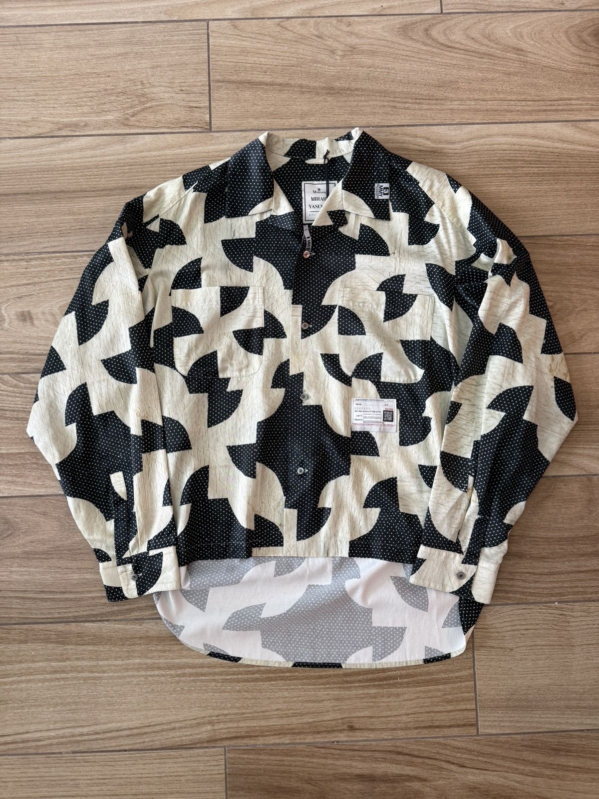 Maison MIHARA YASUHIRO Maison Mihara Yasuhiro Drunker's Path Shirt 'Black' Size US XXS / EU 40 - 1 Thumbnail
