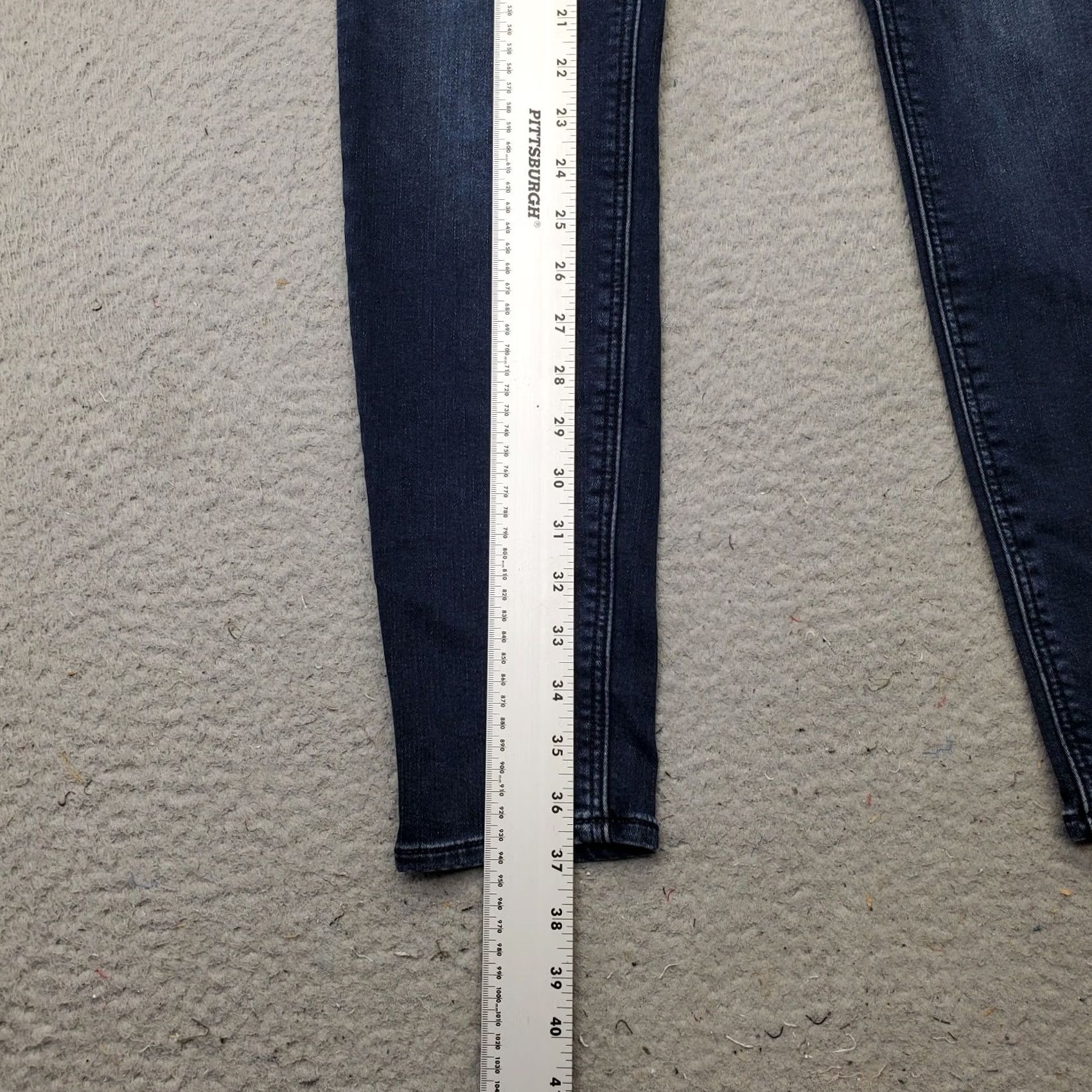 Old Navy Old Navy Rockstar Jeans Womens 6 Blue Denim High Rise Skinny Jeans 5-Pocket Denim Denim Blue Womens Size 6 VINTAGE? Size 28" / US 6 / IT 42 - 3 Thumbnail