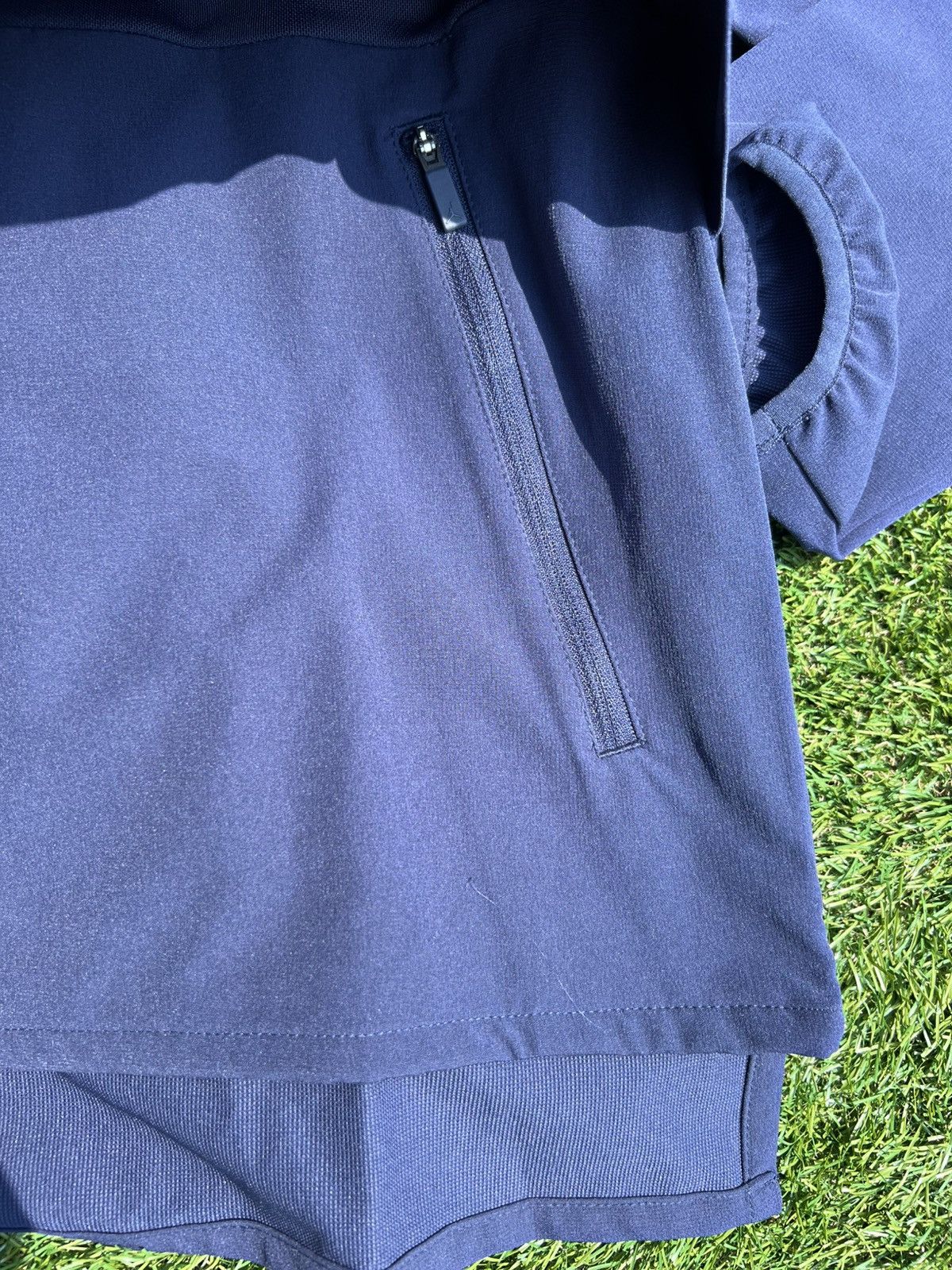 Jordan Brand Michigan Wolverines PE 1/4 Zip Sideline Nike Shield Size US L / EU 52-54 / 3 - 4 Thumbnail