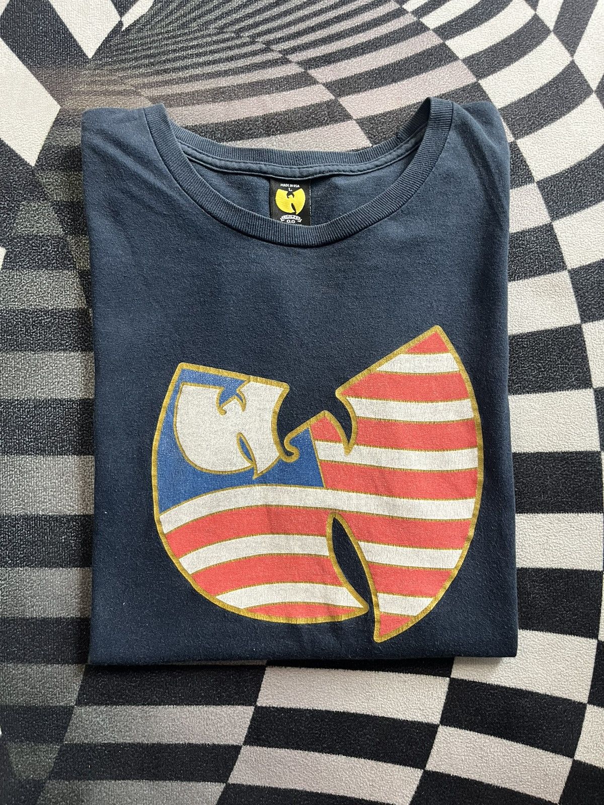 Wu-Tang Clan Vintage WUTANG Brand Limited Big Logo USA Tshirt Size US L / EU 52-54 / 3 - 1 Thumbnail