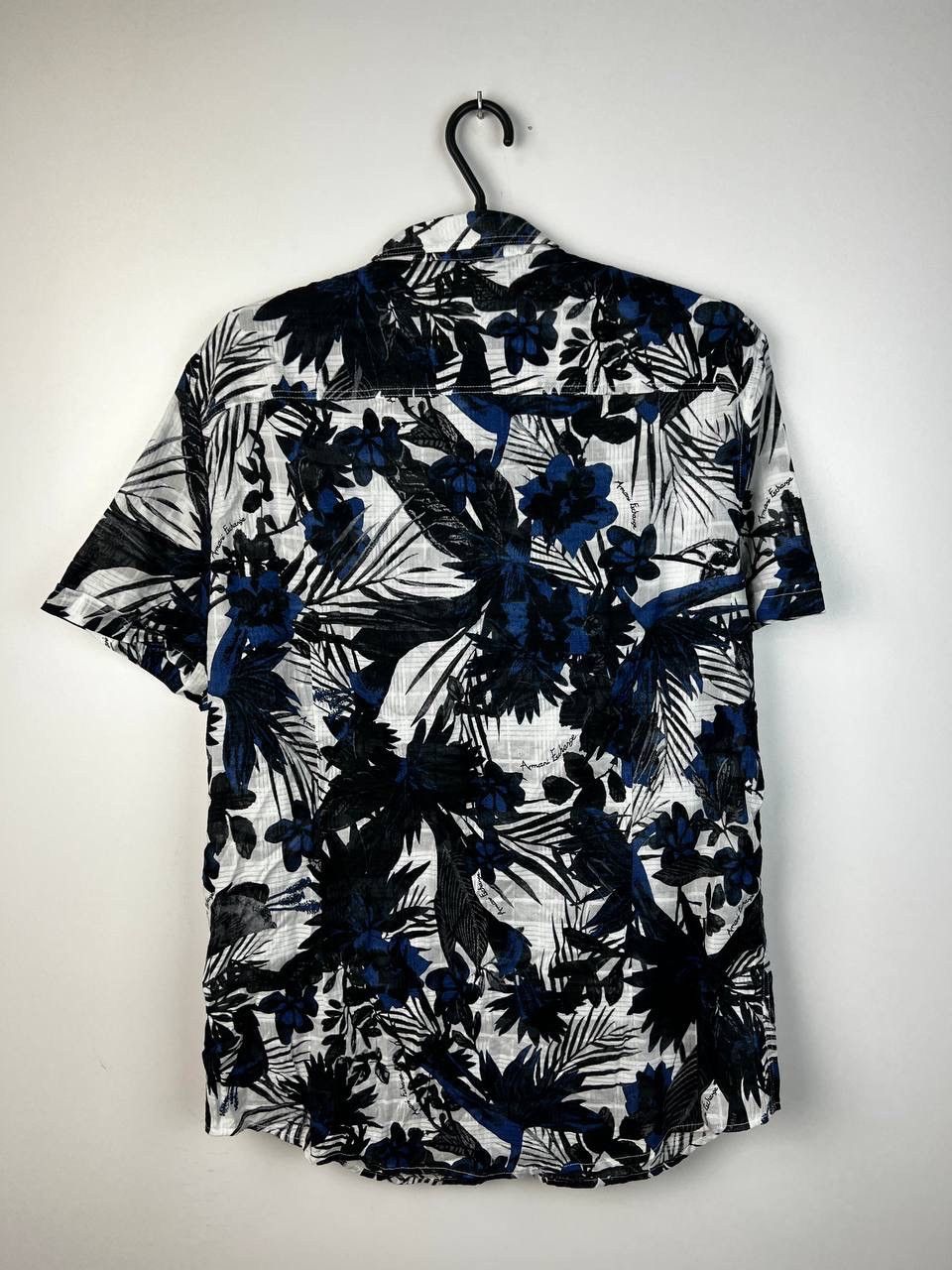 Armani Exchange NEW Armani Exchange luxury flowers crazy shirts size M Size US M / EU 48-50 / 2 - 2 Thumbnail