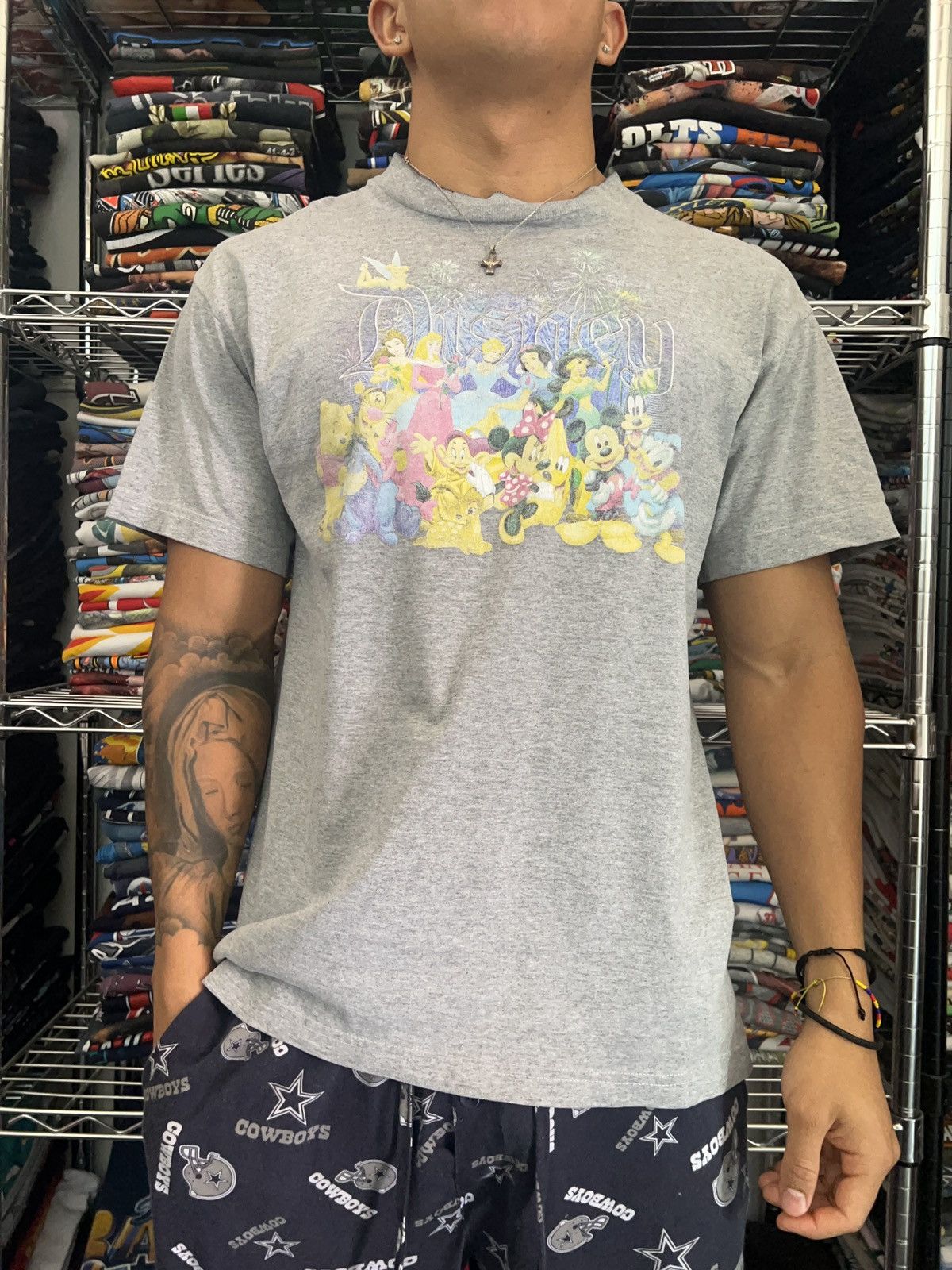 Disney 2000s Disney Characters Princess Winnie Pooh Mickey Mouse Size US L / EU 52-54 / 3 - 2 Thumbnail