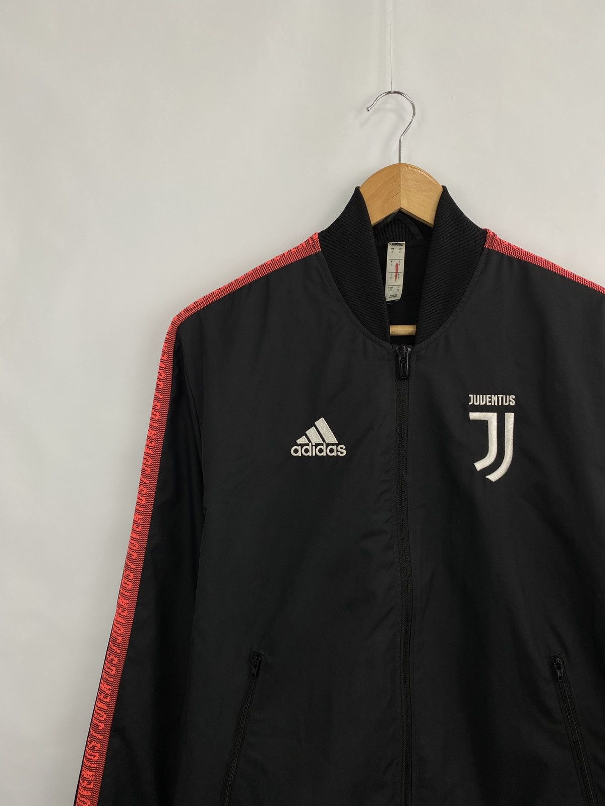 Adidas × Vintage 🇮🇹 Y2K Adidas Juventus Anthem Bomber Jacket 2019 Blokecore Size US S / EU 44-46 / 1 - 3 Thumbnail
