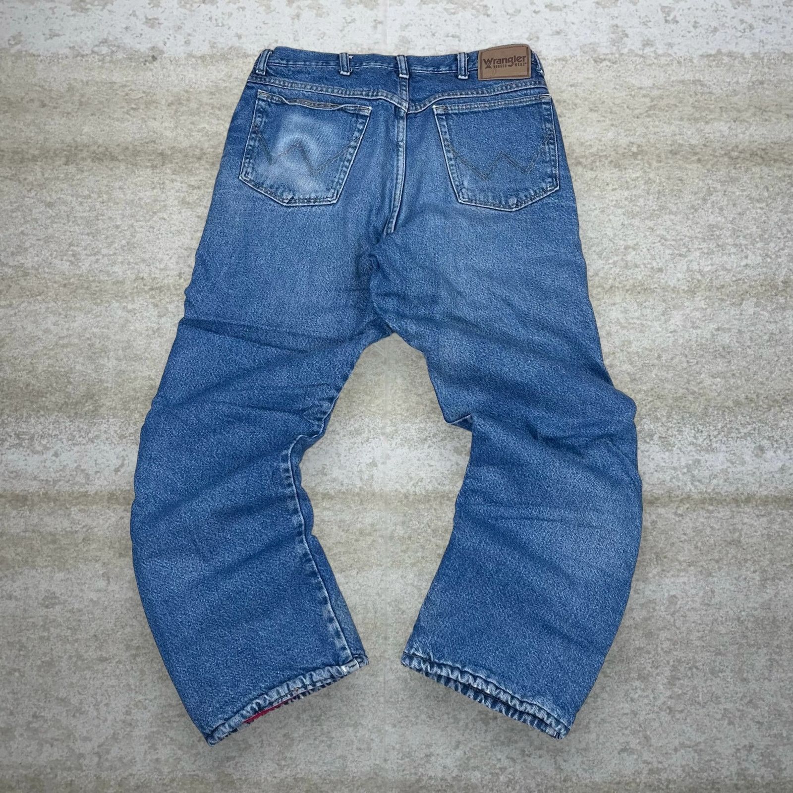 Wrangler Vintage Y2K Wrangler Jeans 34x30 Relaxed Fit Medium Wash Size US 34 / EU 50 - 1 Thumbnail
