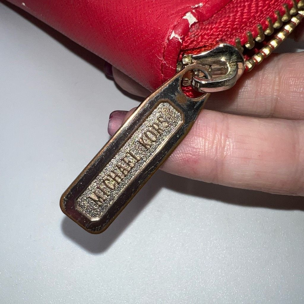 Michael Kors MICHAEL KORS “BROKEN HEART” REHAB WALLET FOR LIVE SHOW Size ONE SIZE - 3 Thumbnail
