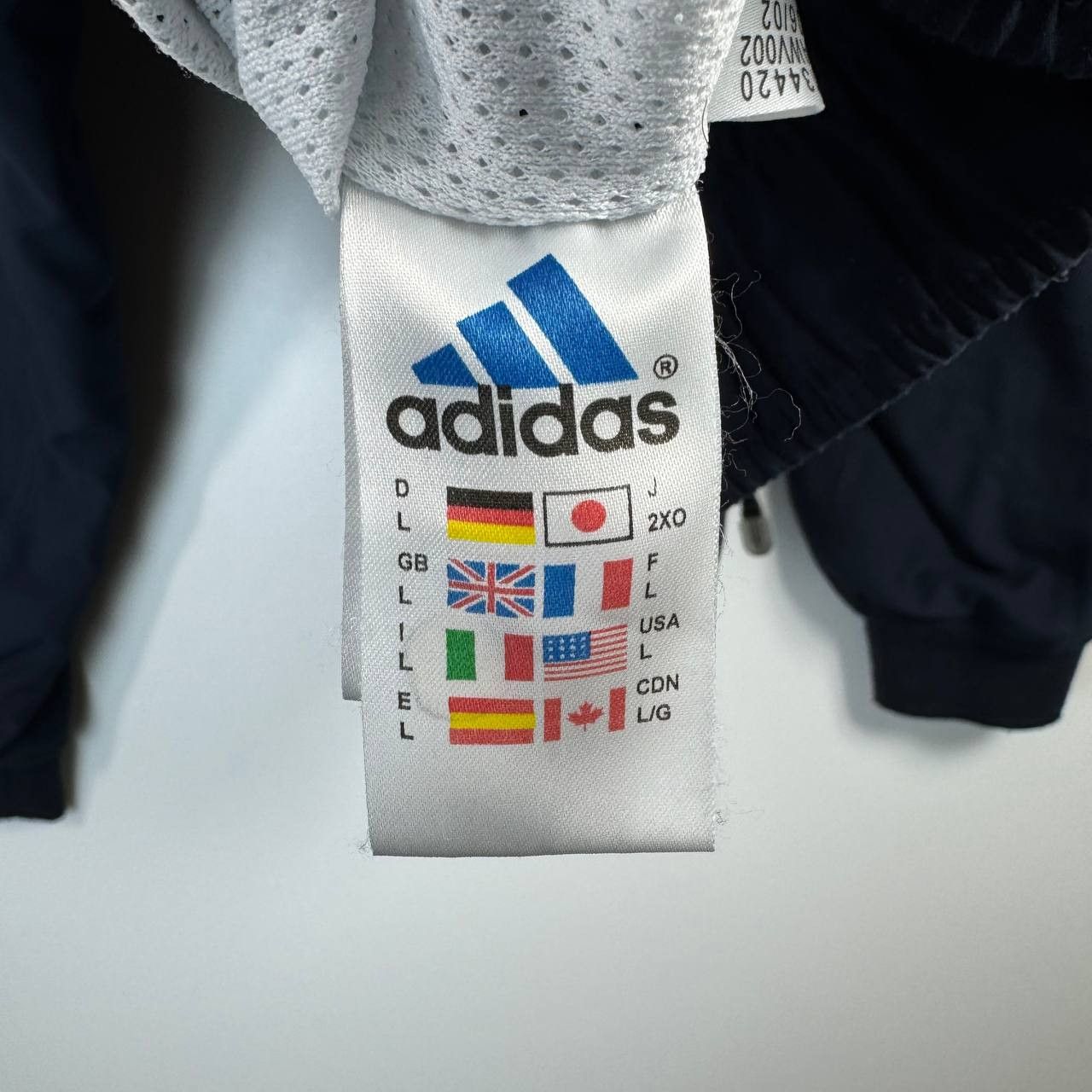 Adidas Adidas ClimaShell Windbreaker Jacket Navy Blue V Neck Mens L Size US L / EU 52-54 / 3 - 4 Thumbnail