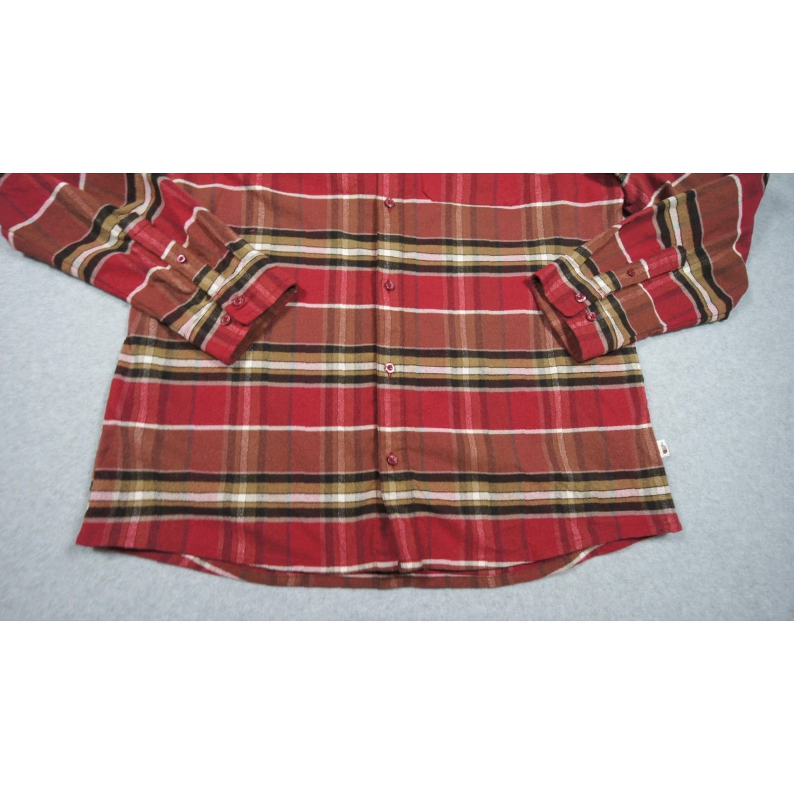 The North Face The North Face Shirt XLarge Red Flannel Button-Down Long-Sleeve Vented Mens Size US XL / EU 56 / 4 - 3 Thumbnail