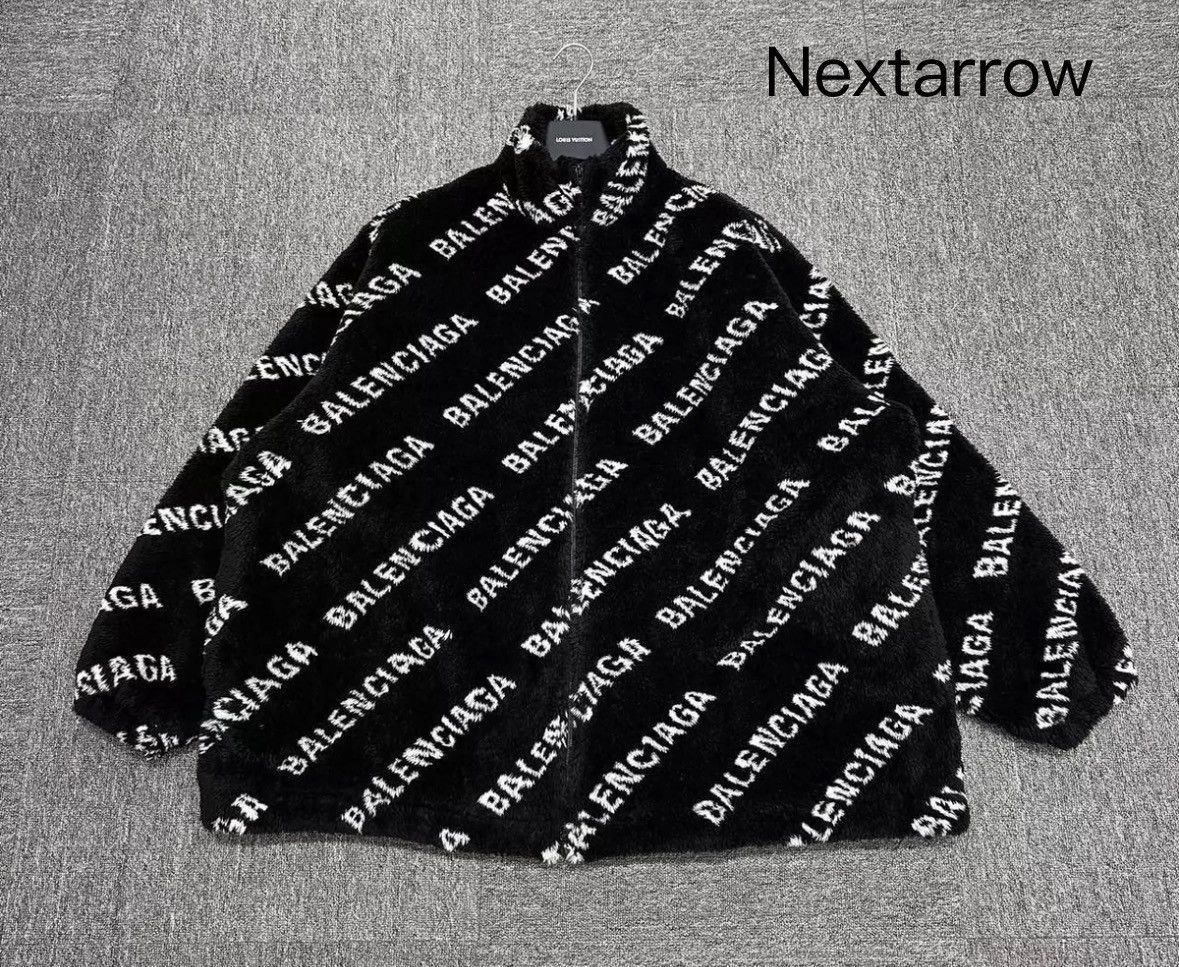 Balenciaga Balenciaga full printed artificial fur jacket2412-Nextarrow Size US S / EU 44-46 / 1 - 1 Thumbnail