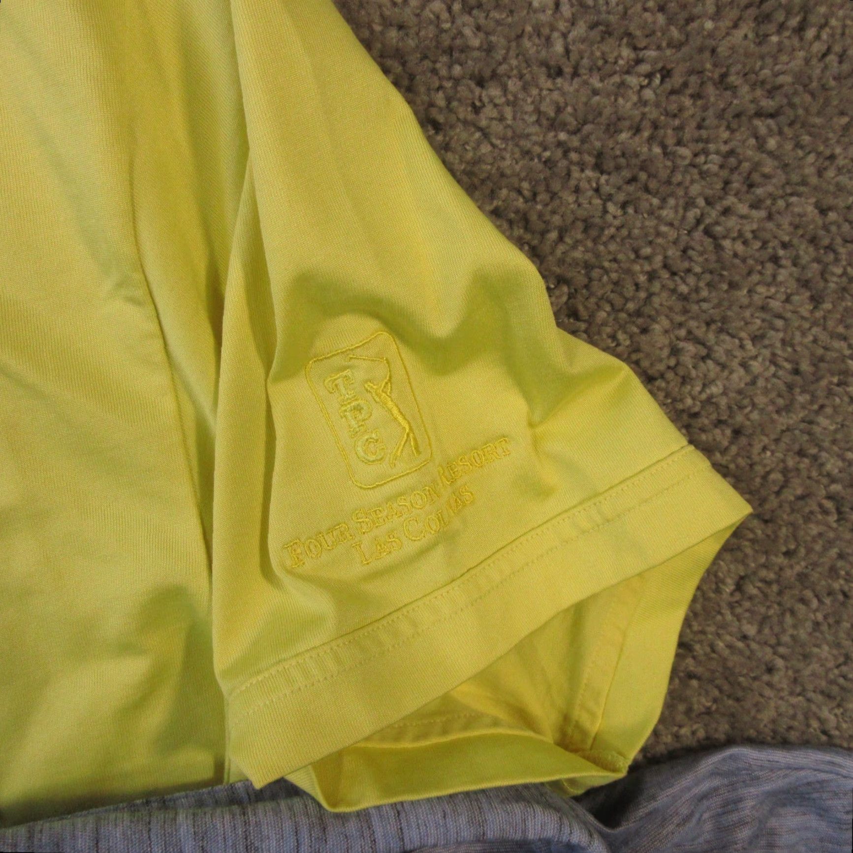 TravisMathew Travis Mathew Polo Shirt Men XL Blue Yellow Lot Embroidered Shoulder Golf Shirt Shirt Mens XL Blue Colorful Classic Outdoor Sports Two Pack Polo Size US XL / EU 56 / 4 - 4 Thumbnail