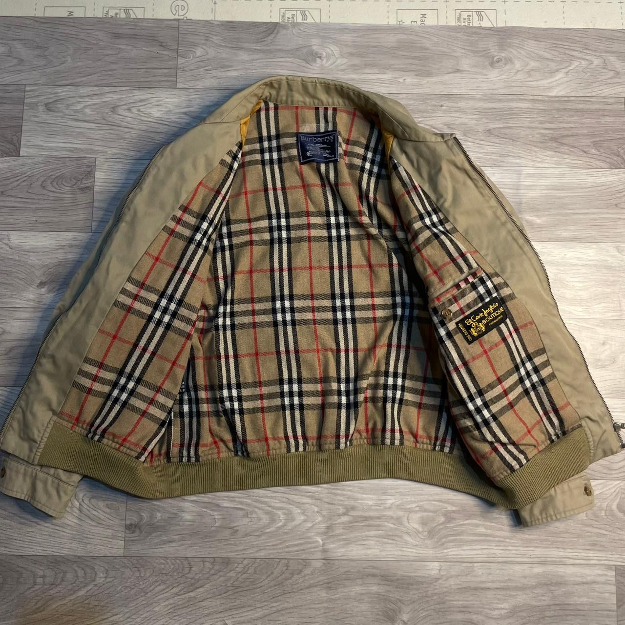 Burberry VINTEGE BURBERRY bomber jacket NOVA CHECK cotton men biege Size US M / EU 48-50 / 2 - 4 Thumbnail