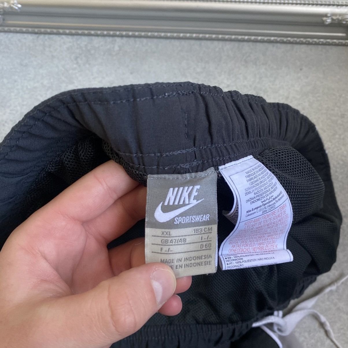 Nike Vintage Nike Track Pants Swoosh Y2K Baggy Sweatpants Size US 38 / EU 54 - 8 Thumbnail