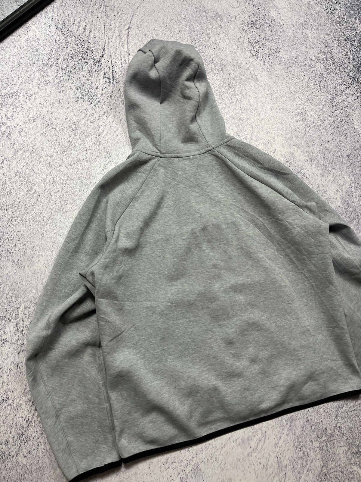 Japanese Brand Nike NSW Tech Fleece Zip Hoodie Drill Jacket Grey Size L Size US L / EU 52-54 / 3 - 16 Thumbnail
