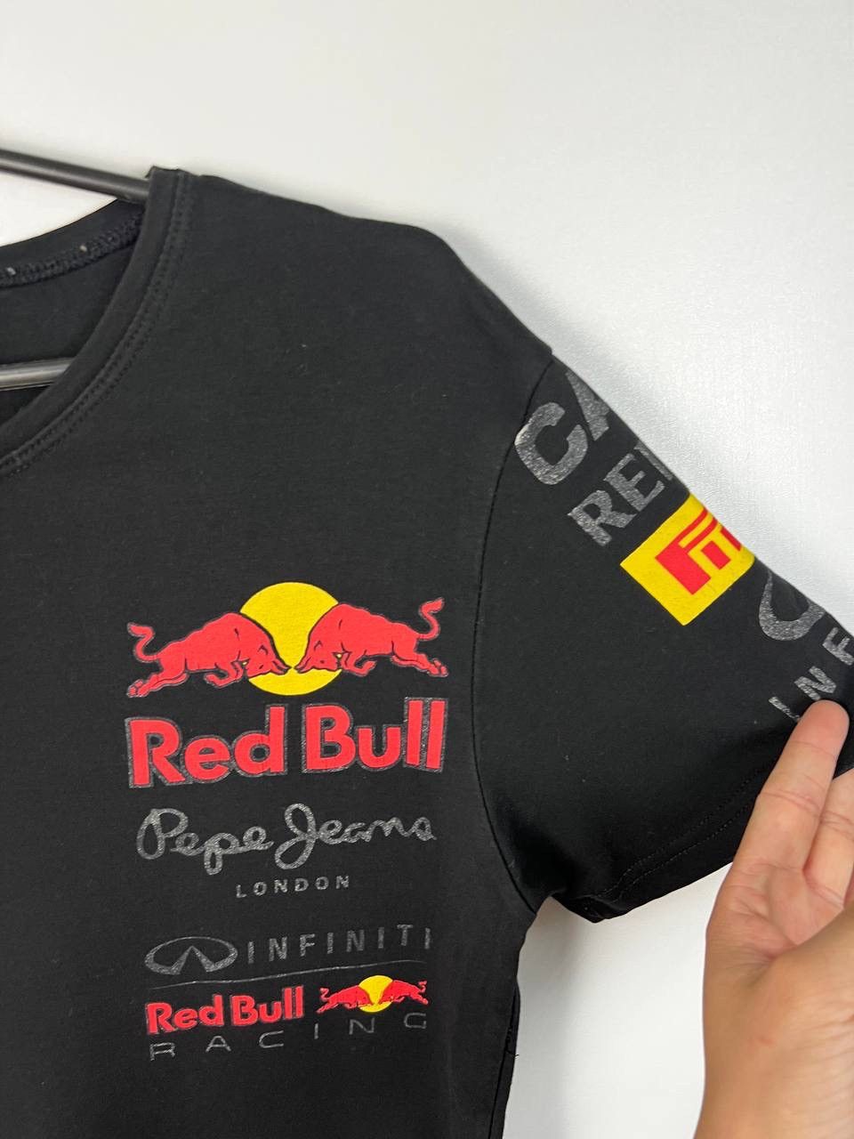 Red Bull × Vintage Red Bull Infiniti racing vintage t-shirts size S Size US S / EU 44-46 / 1 - 6 Thumbnail