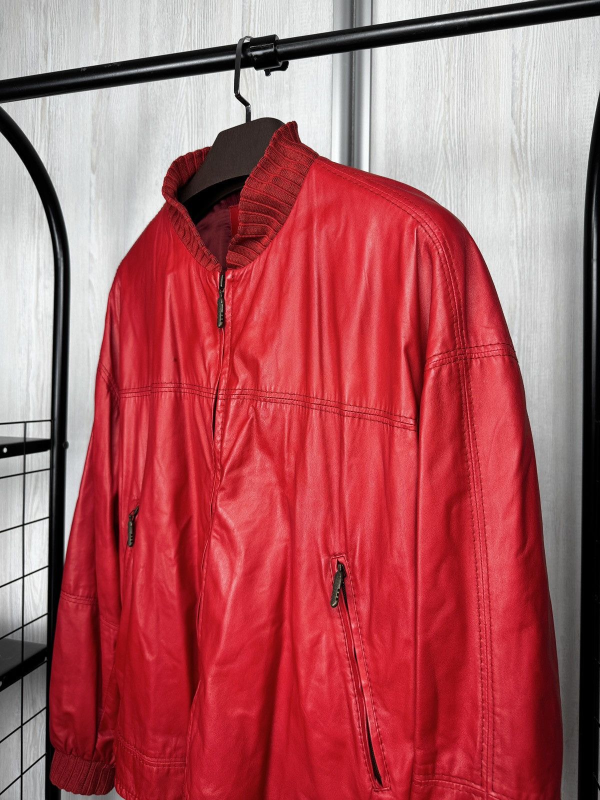 Gimo's Gimo’s red real leather bomber jacket vintage Size US L / EU 52-54 / 3 - 4 Thumbnail