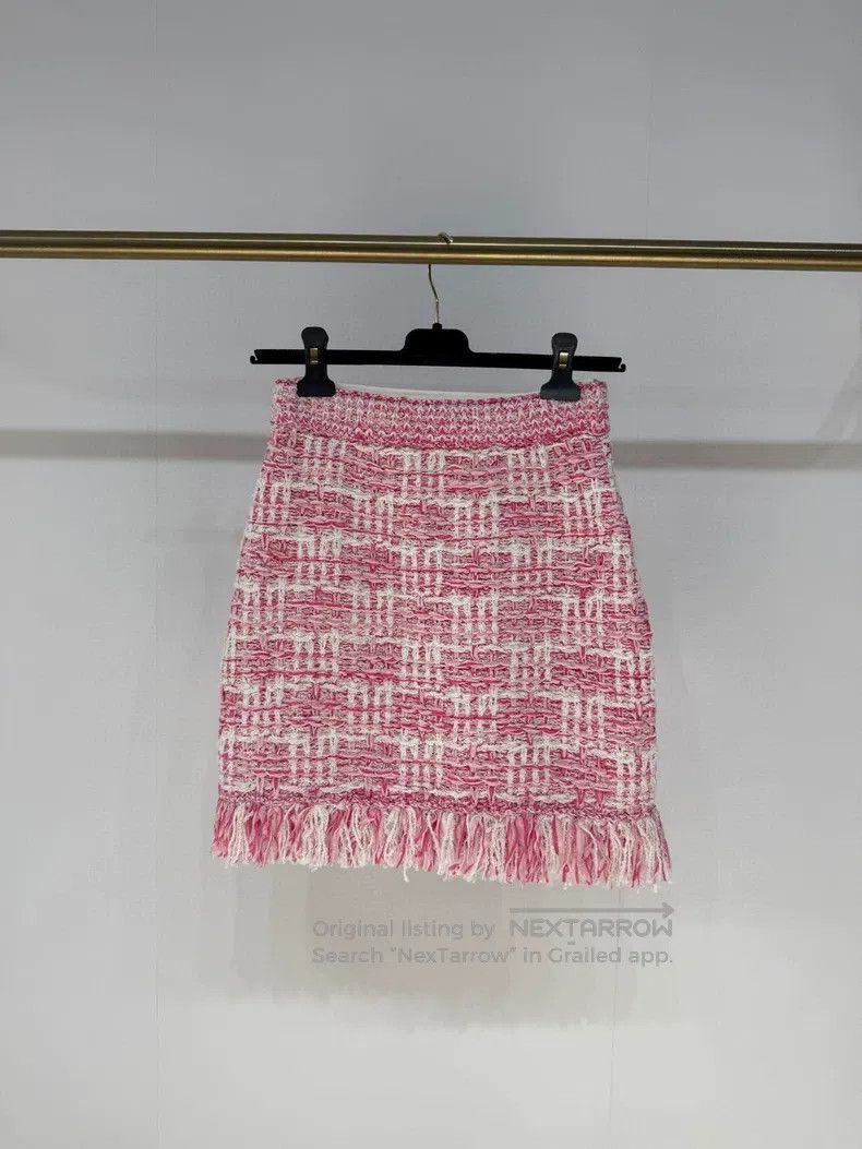 Chanel Chanel 24P tassel white and pink knitted skirt Size 24" / US 00 / IT 34 - 3 Thumbnail