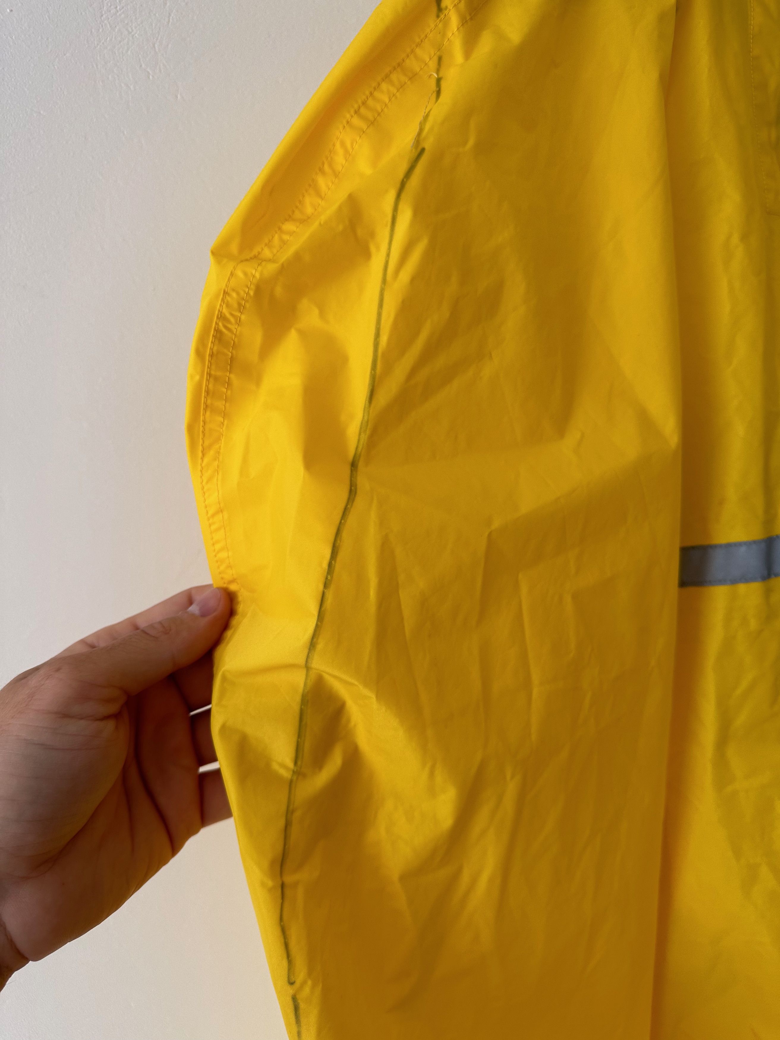 K-Way K-WAY Plus Windproof Poncho Anorak Cape Rain Coat Hooded Size US L / EU 52-54 / 3 - 10 Thumbnail