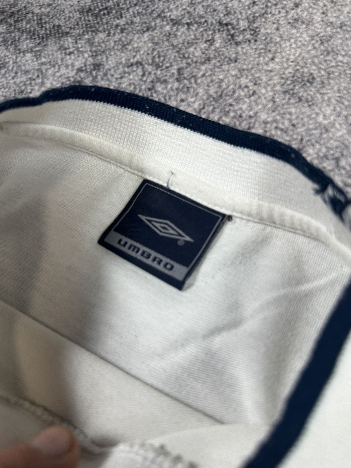 Umbro Vintage Umbro Logo T-shirt Streetwear Style Rare Casual M Size US M / EU 48-50 / 2 - 3 Thumbnail