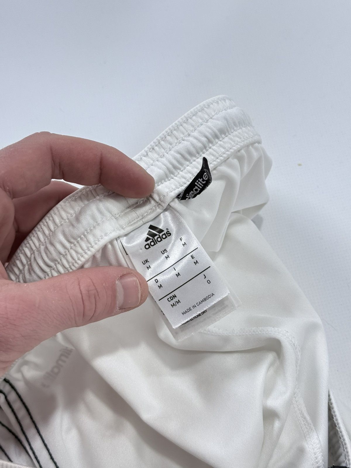 Adidas Vintage Adidas Y2K streetwear sportswear shorts Size US 32 / EU 48 - 8 Thumbnail