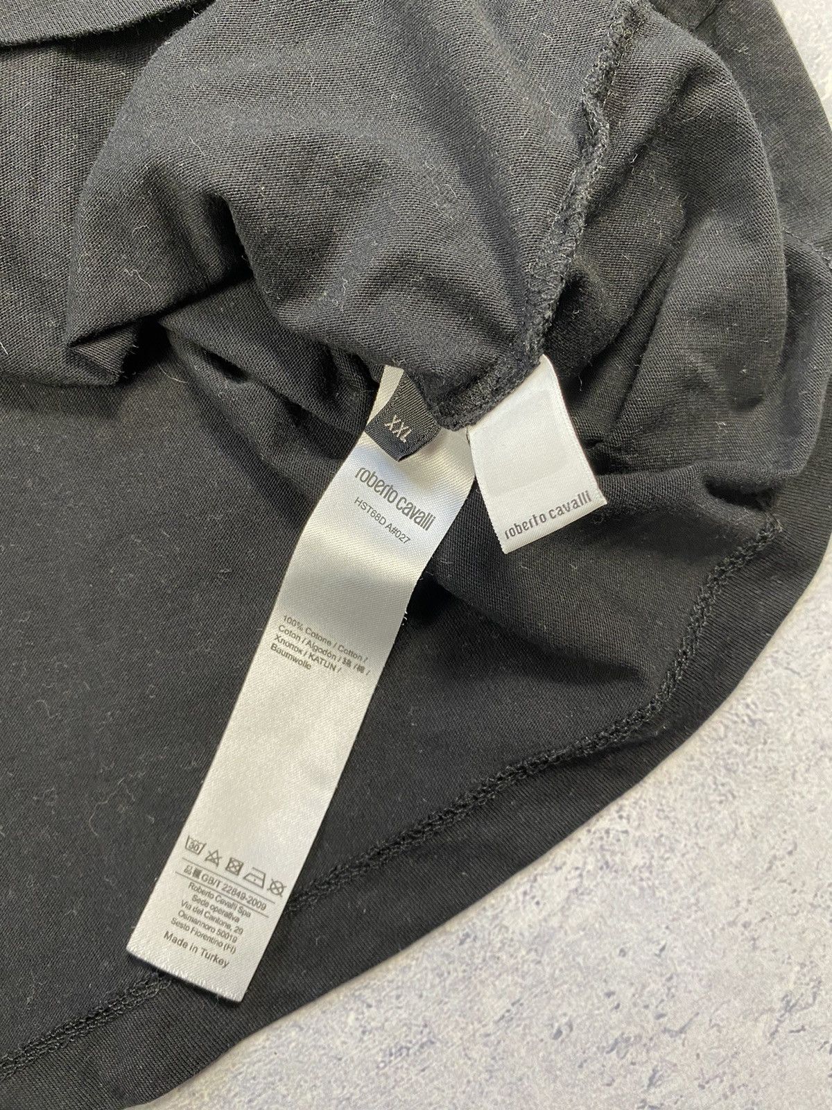 Roberto Cavalli Roberto Cavalli Men’s Black T-shirt With Big Centre Logo Size US L / EU 52-54 / 3 - 11 Thumbnail
