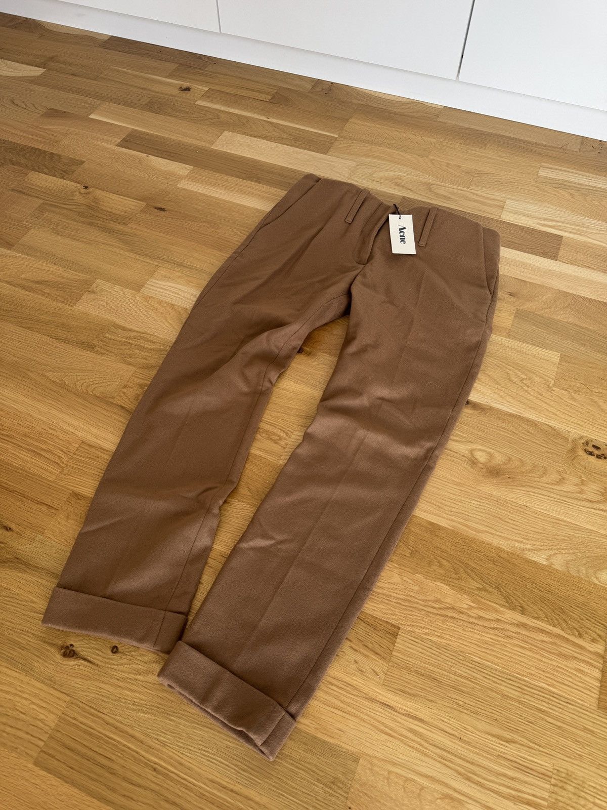 Acne Studios Acne Studios Brooke Turn Up wool Trousers low waist cropped Size 25" / US 0 / IT 36 - 1 Thumbnail