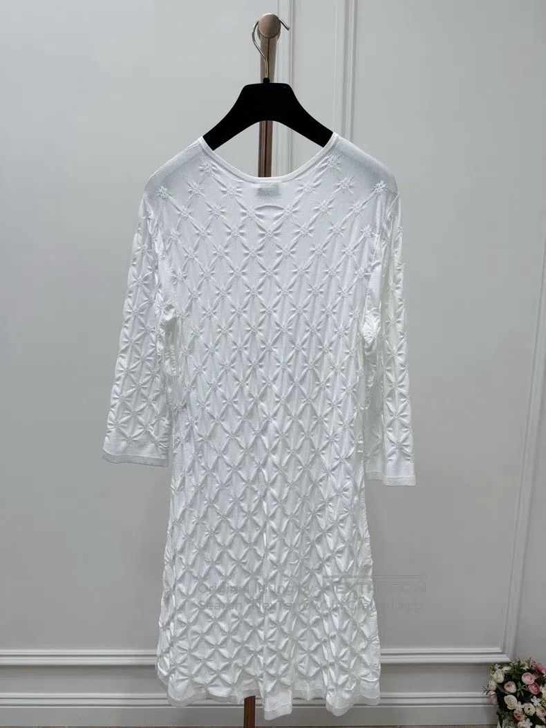 Chanel Chanel Preview Series White Diamond Rhinestone Logo Dress Size XXS / US 00 / IT 34 - 2 Thumbnail